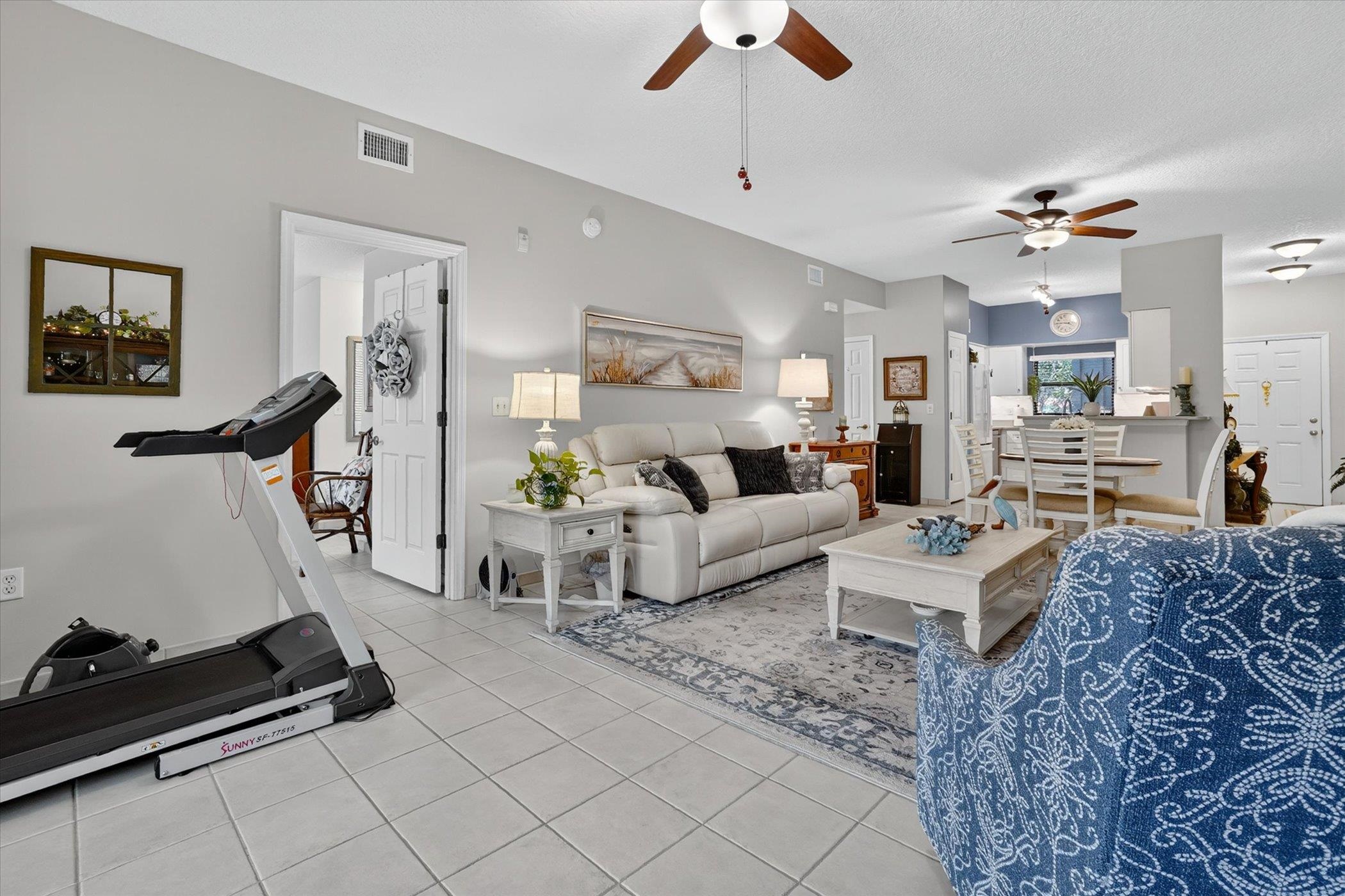 Image 37 of 44 For 101 Laurel Wood Way  104