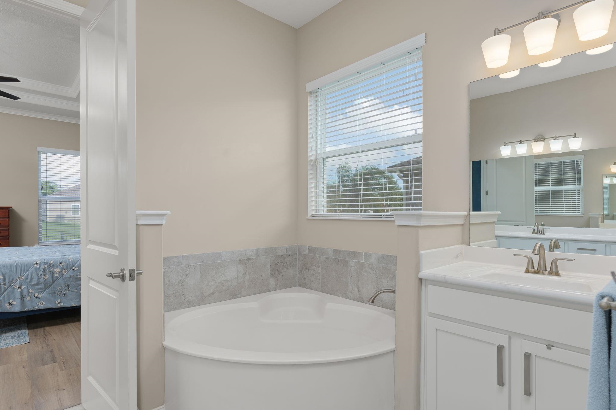 Image 27 of 56 For 163 Vivian James Drive