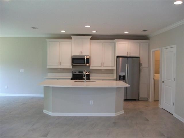 Image 8 of 22 For 241 Deerfield Meadows Cir
