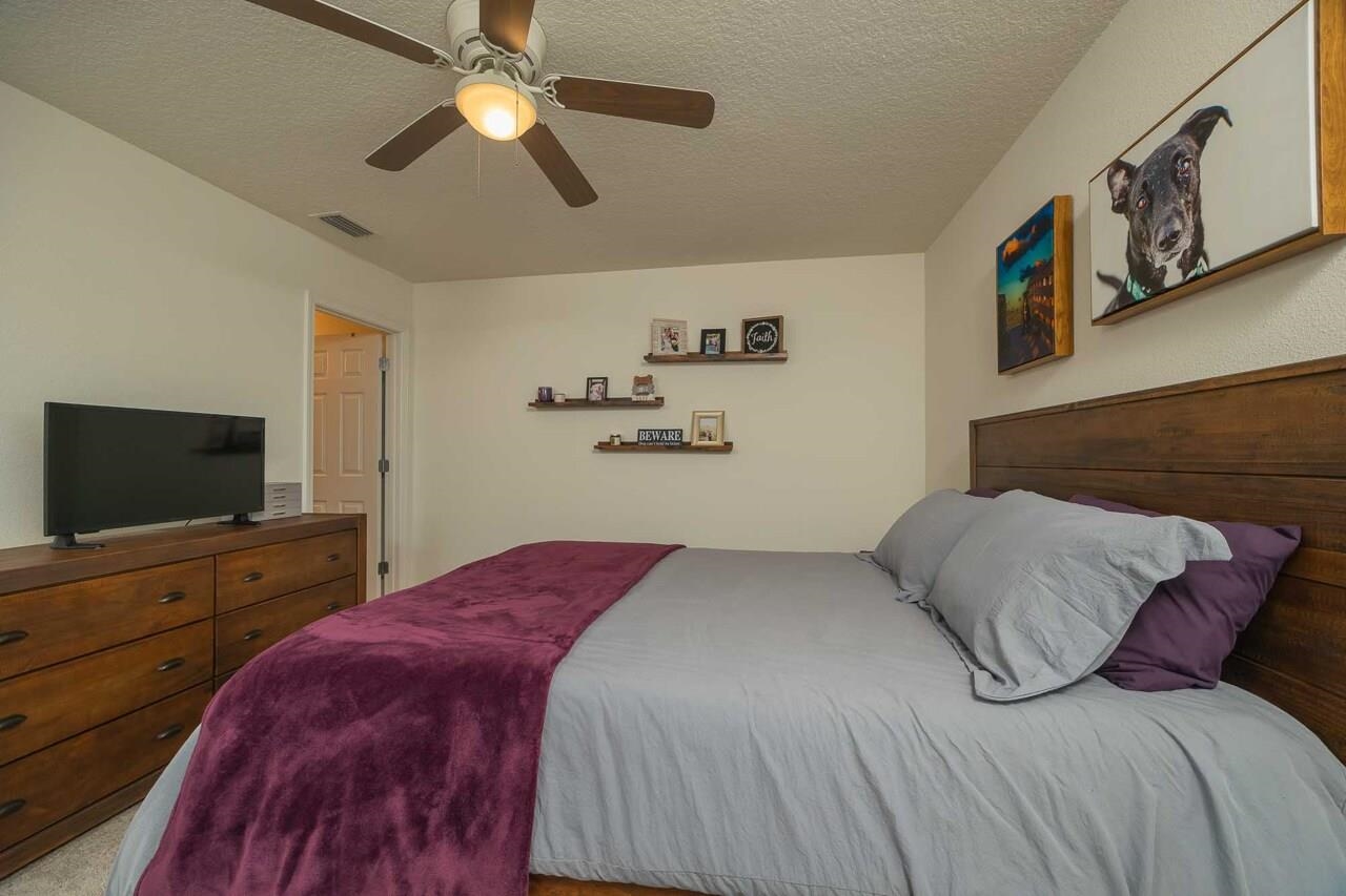 Image 30 of 66 For 86 Silver Fern Dr