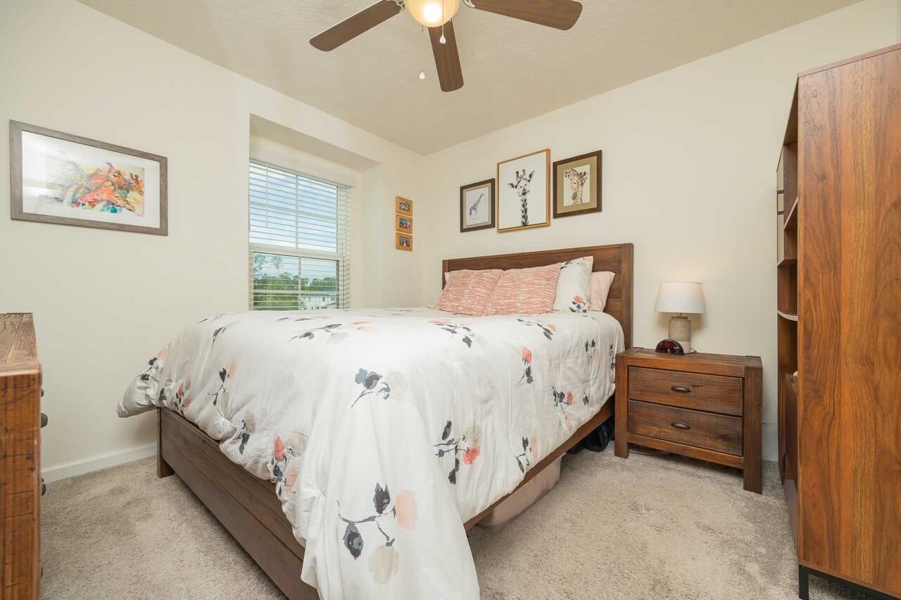 Image 37 of 66 For 86 Silver Fern Dr