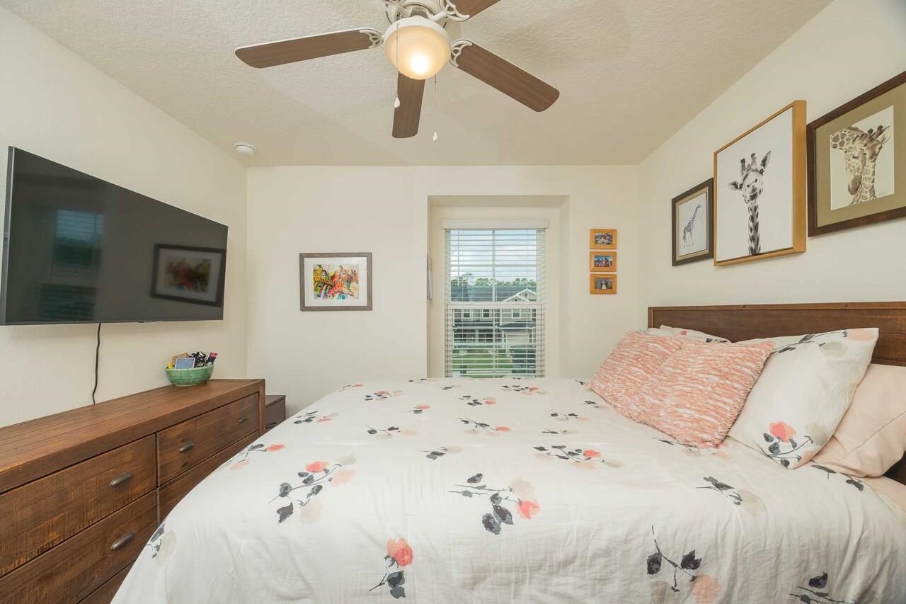 Image 39 of 66 For 86 Silver Fern Dr