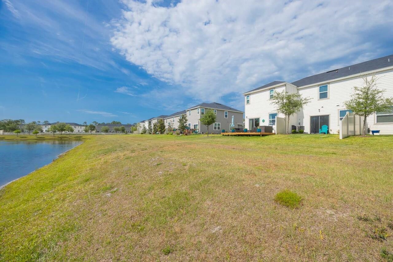 Image 54 of 66 For 86 Silver Fern Dr