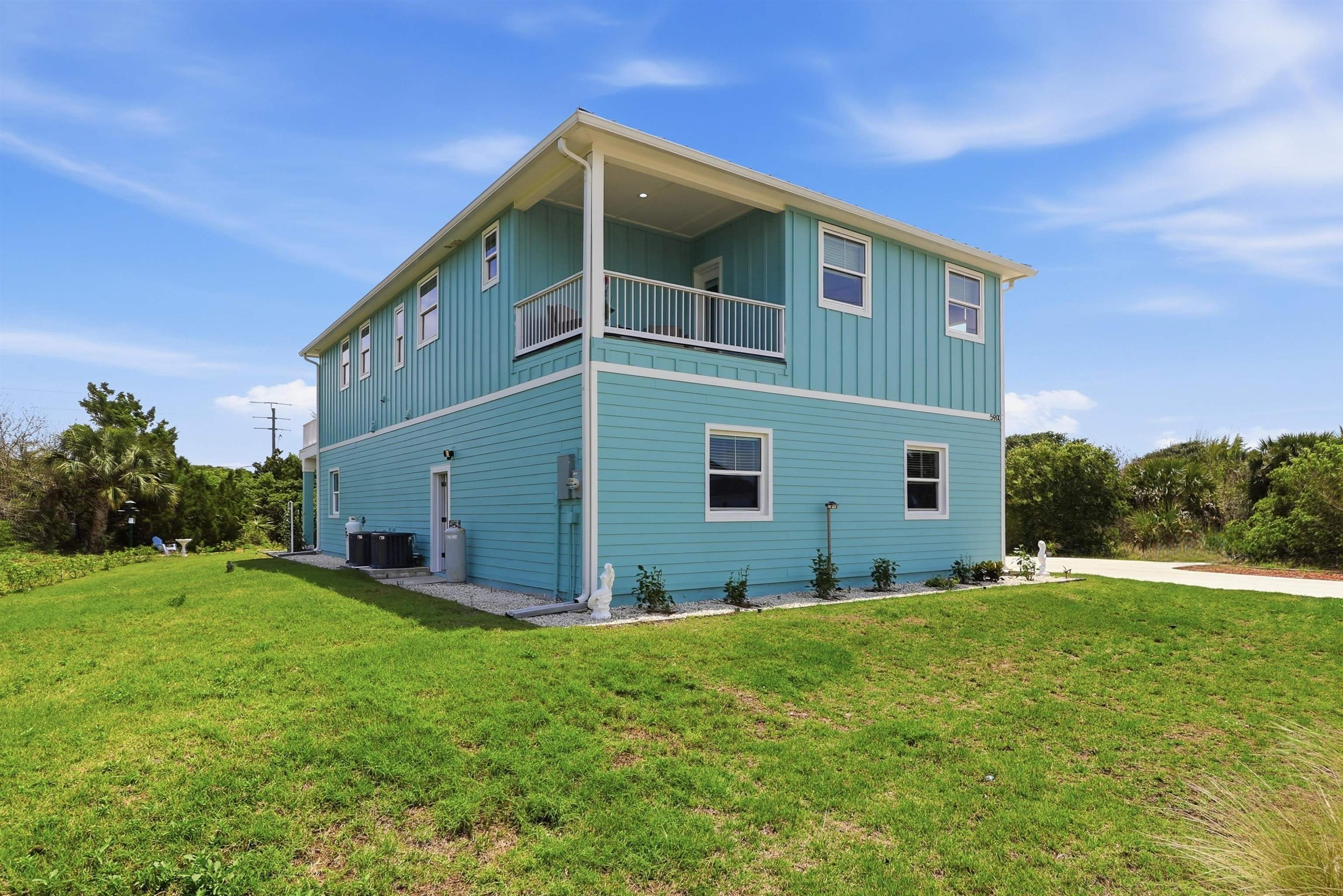 Image 10 of 63 For 5900 Costanero Rd