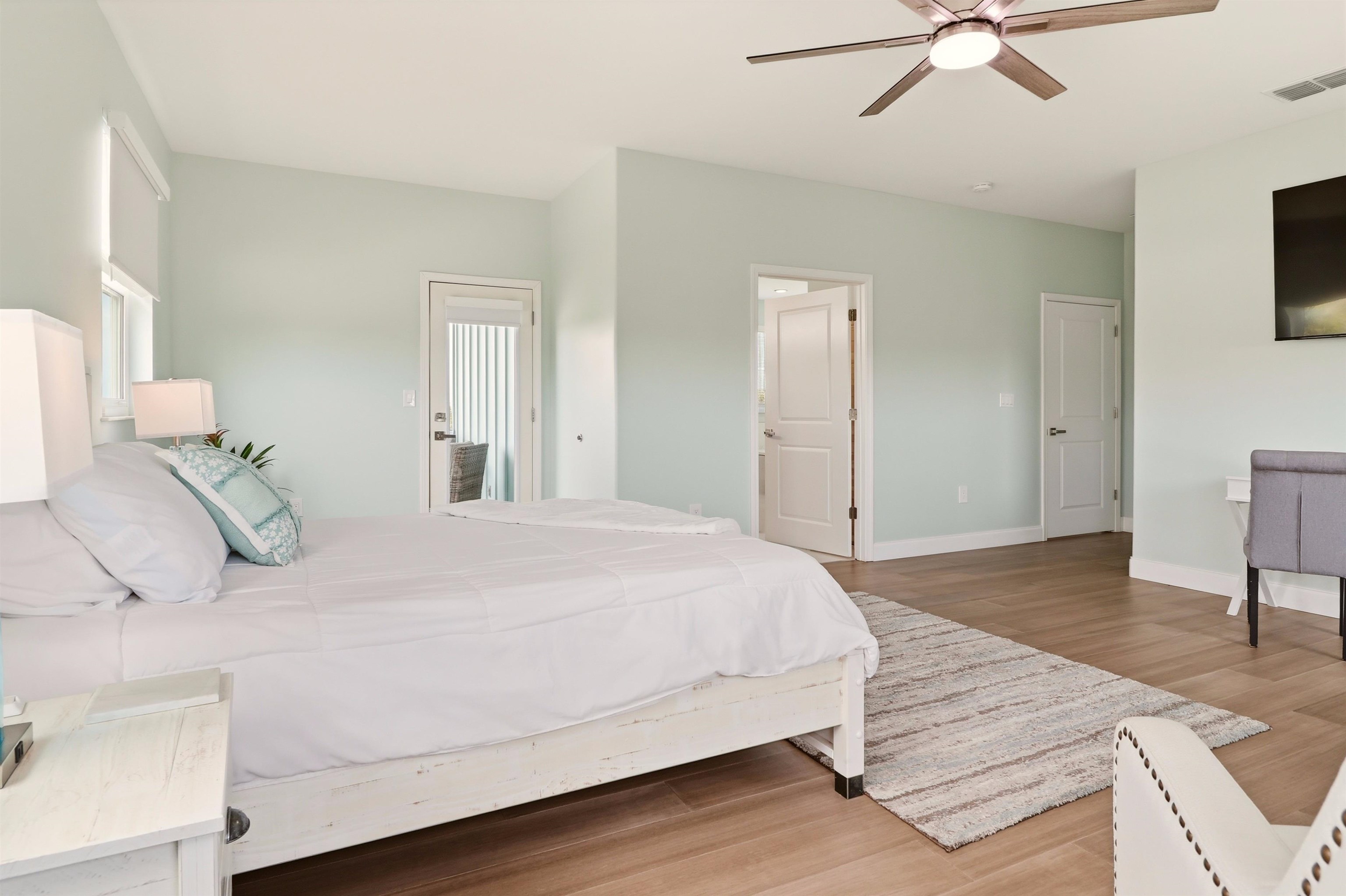 Image 30 of 63 For 5900 Costanero Rd