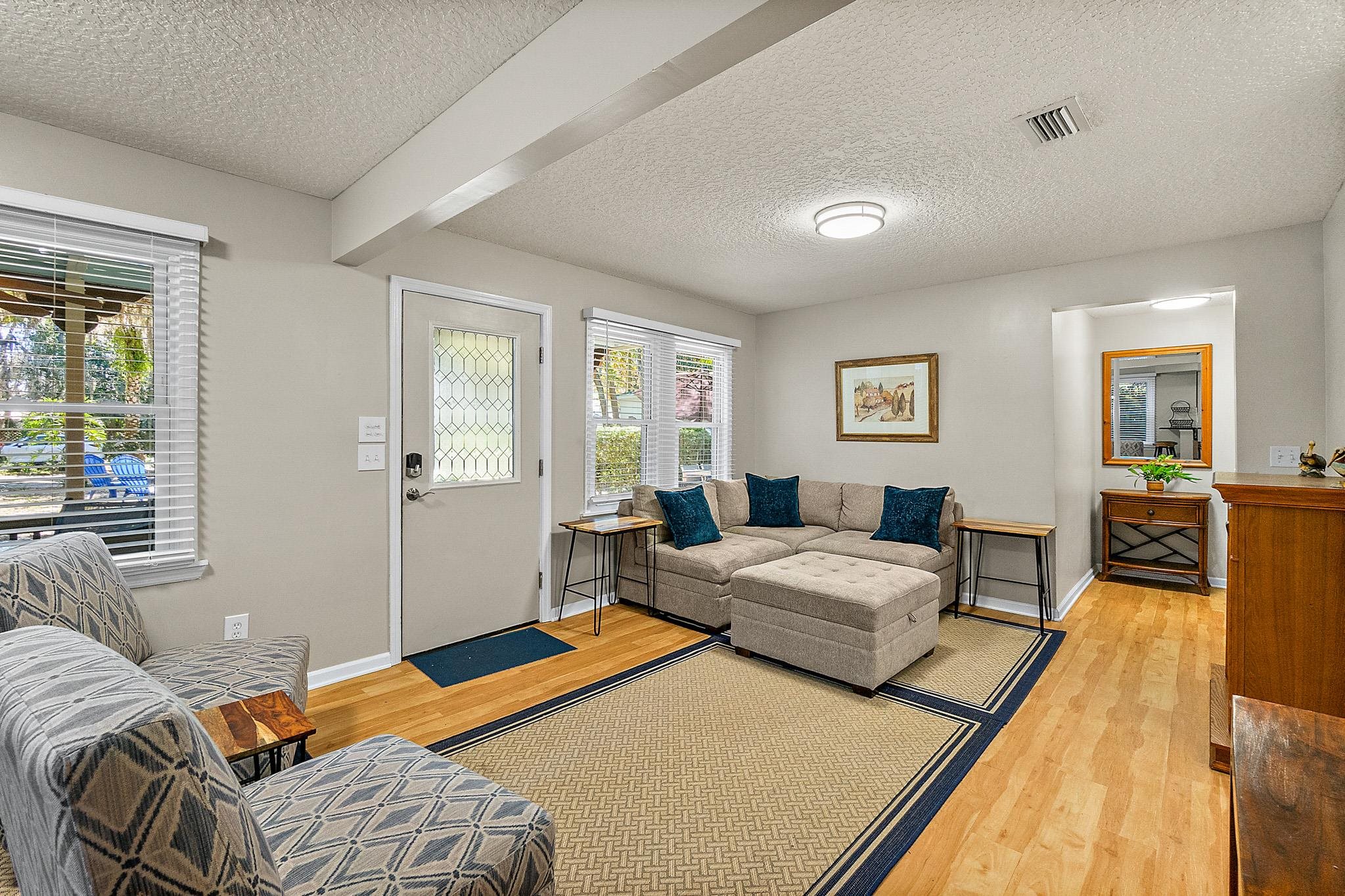 Image 10 of 59 For 12 Sylvan Dr