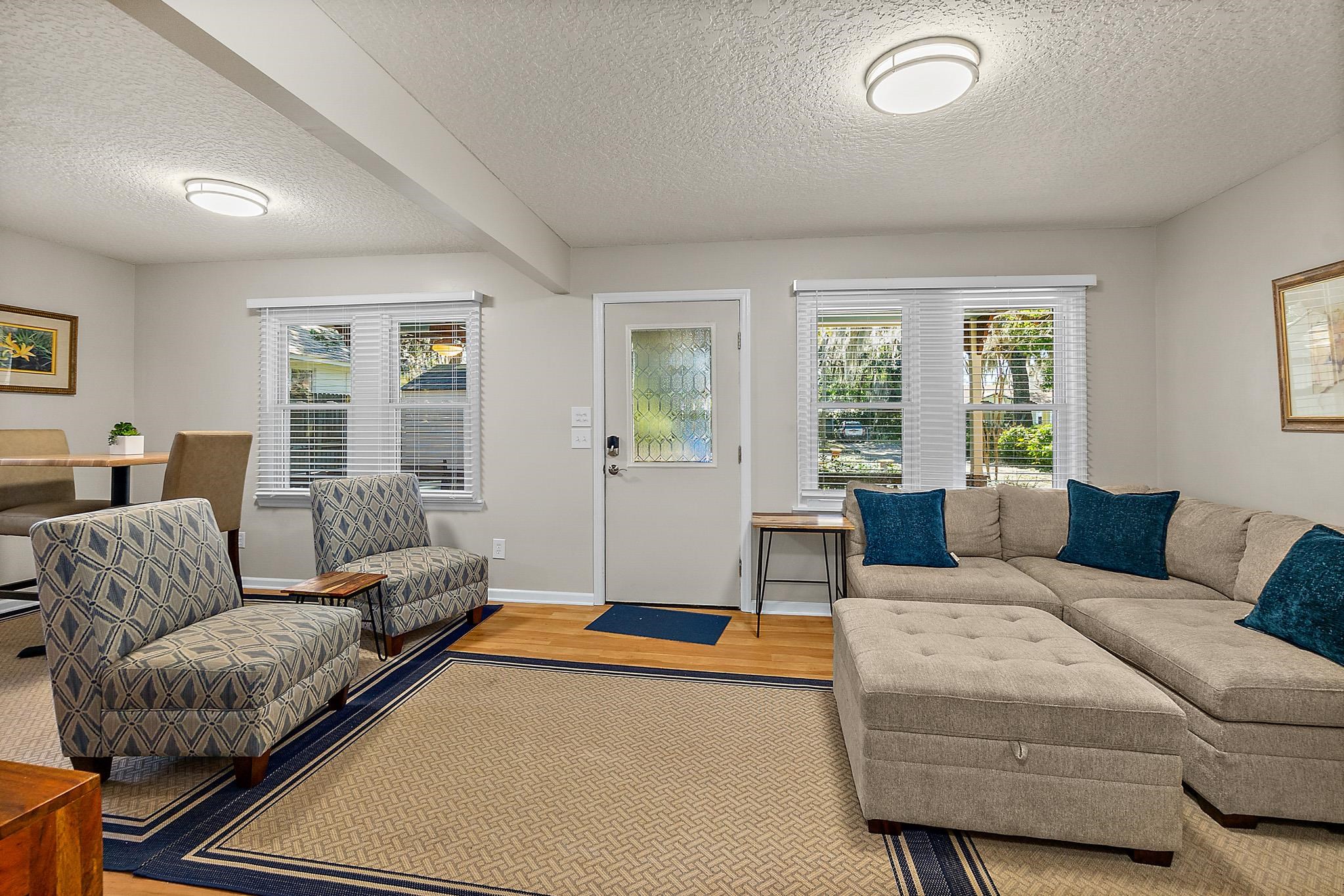 Image 13 of 59 For 12 Sylvan Dr