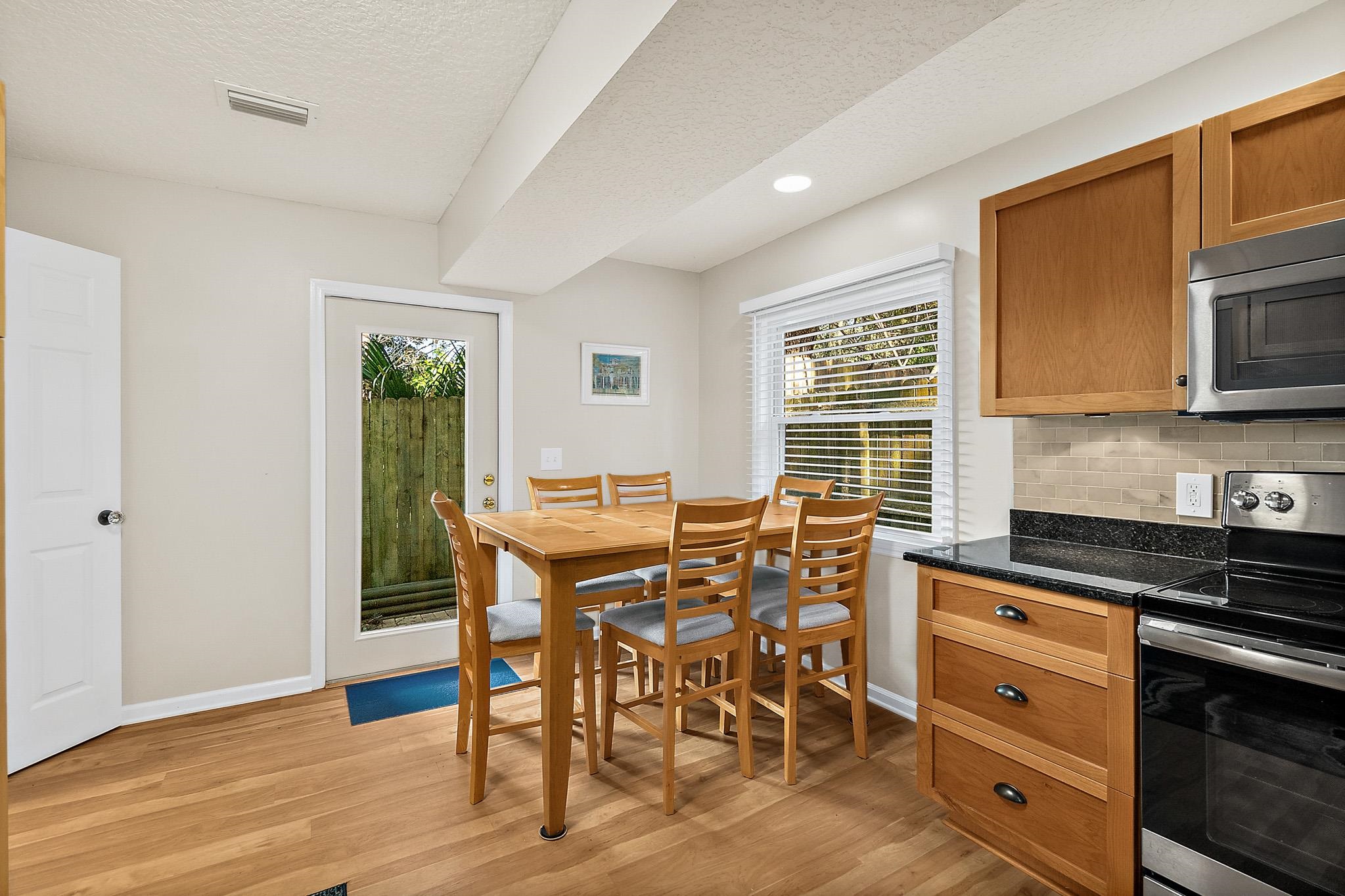 Image 20 of 59 For 12 Sylvan Dr