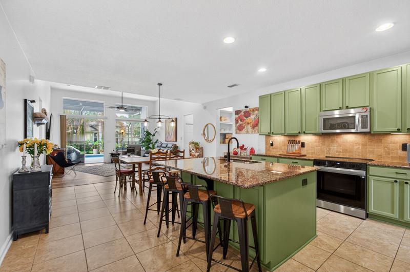 Image 6 of 18 For 123 Frontera Dr