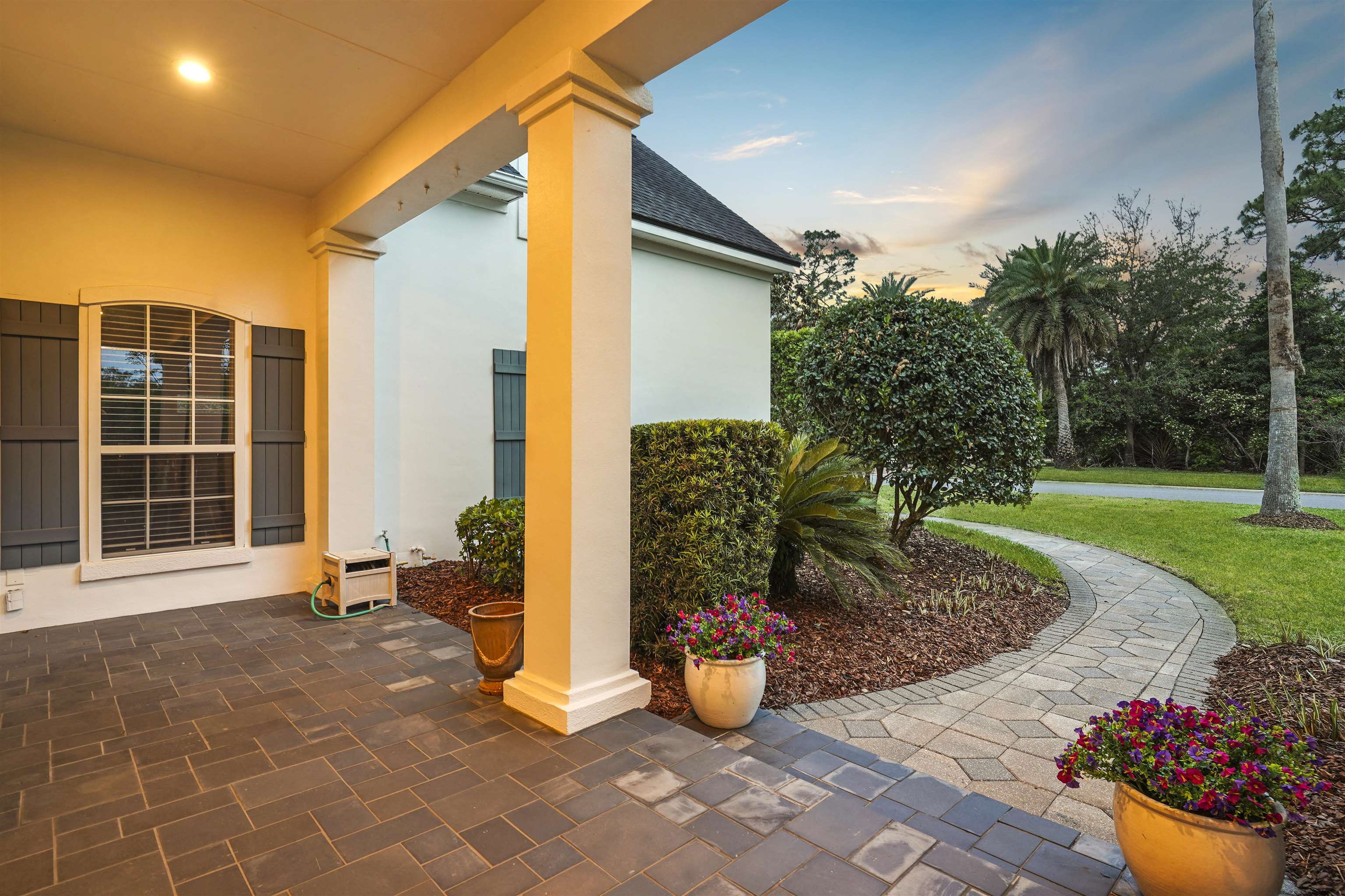 Image 11 of 53 For 220 Fiddlers Point Dr