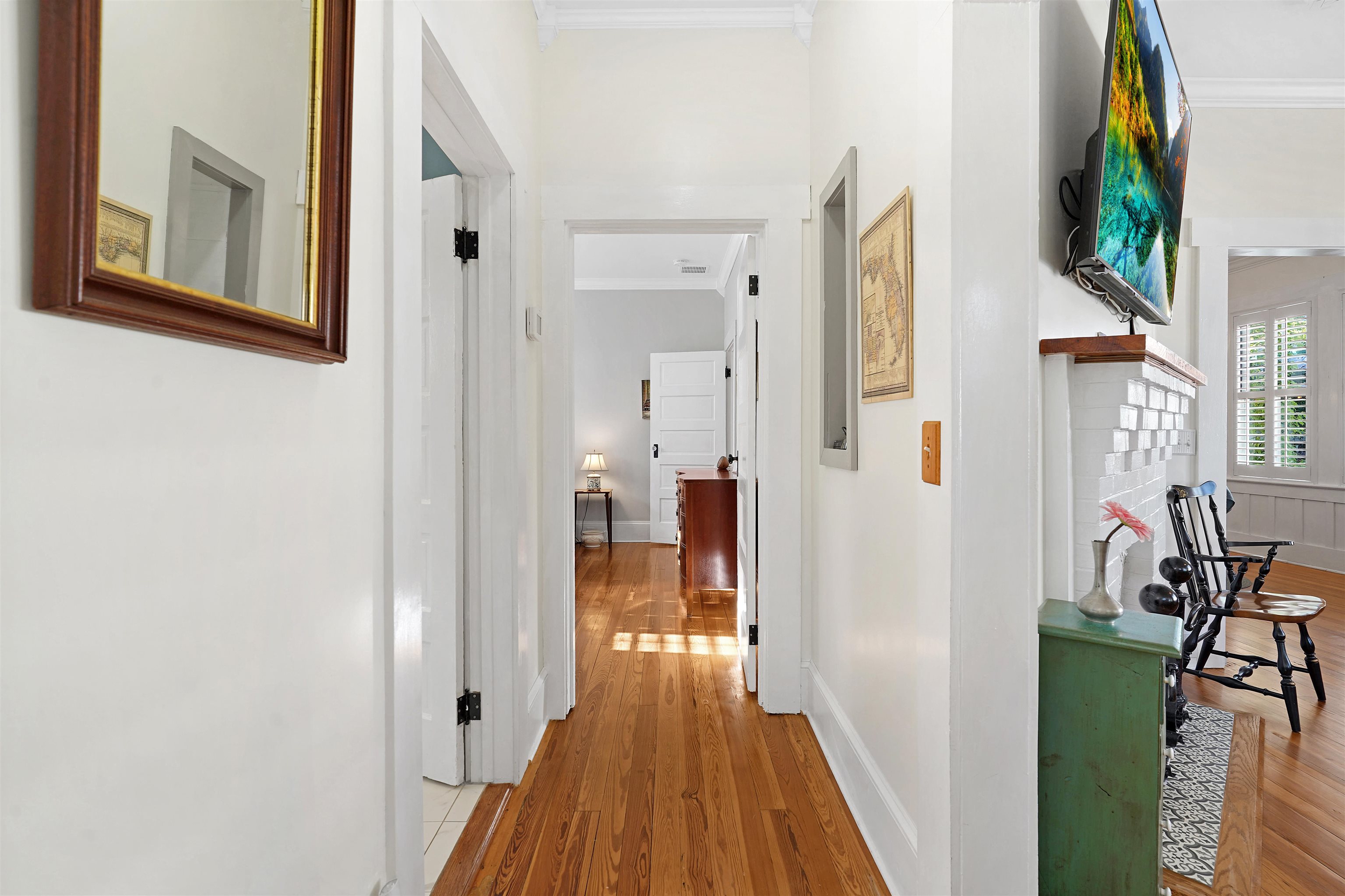 Image 22 of 36 For 42 Rohde Ave