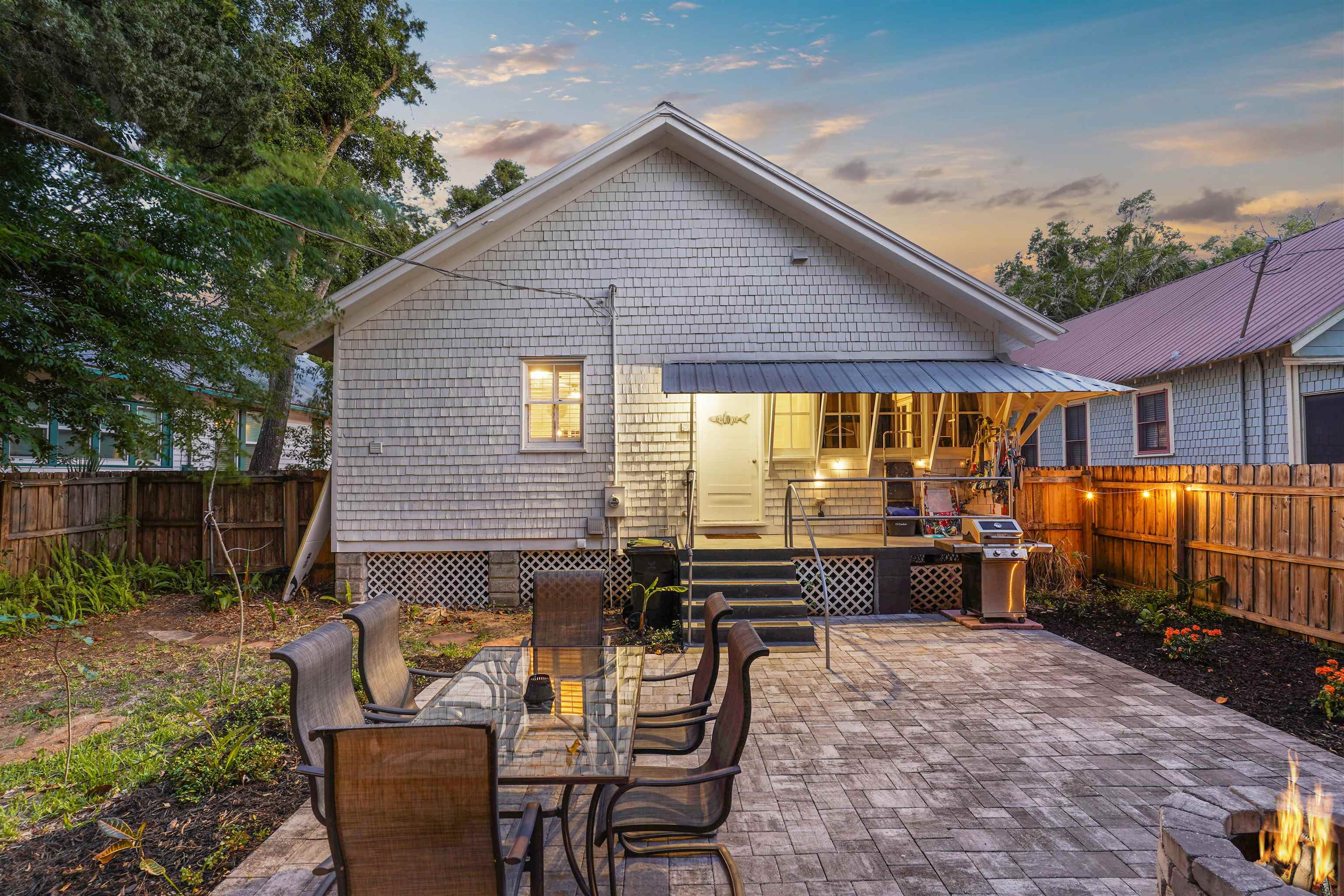 Image 32 of 36 For 42 Rohde Ave