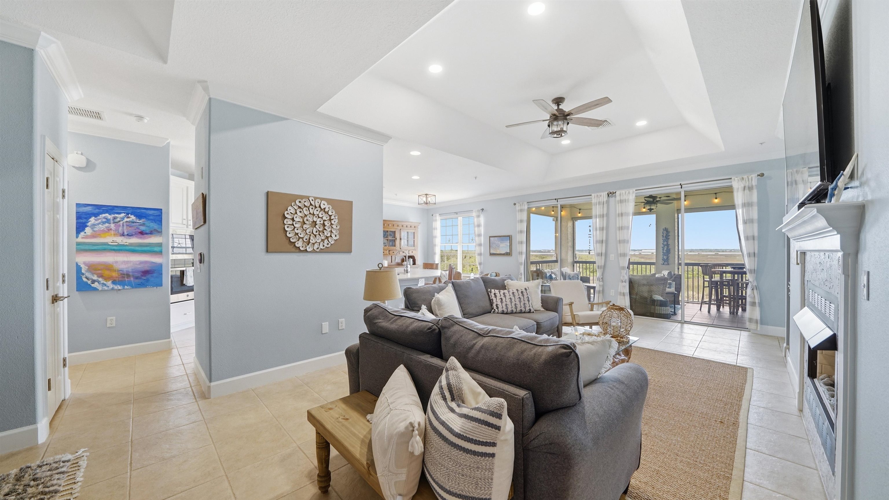 Image 11 of 63 For 415 Ocean Grande Dr N 302
