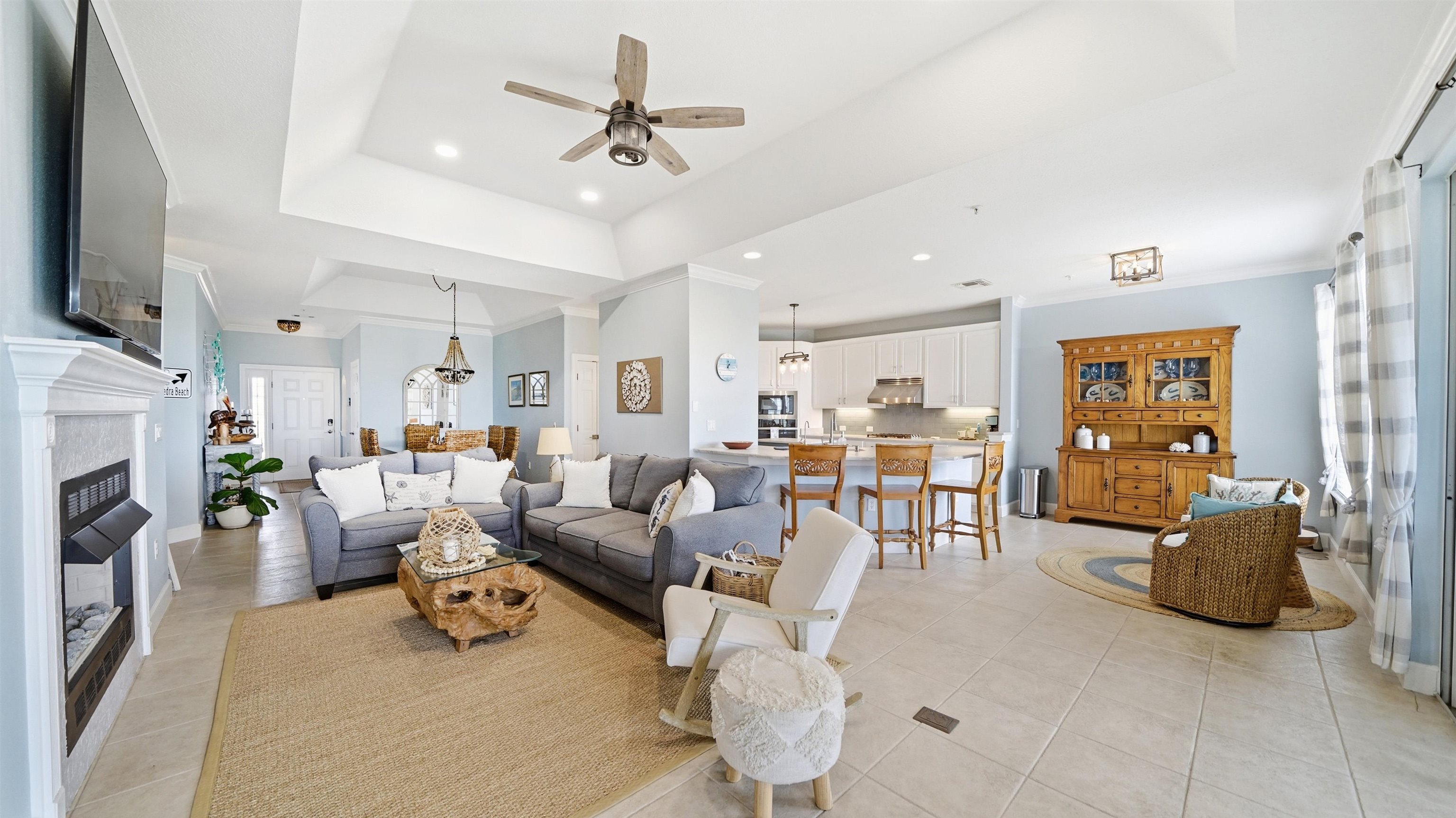 Image 14 of 63 For 415 Ocean Grande Dr N 302