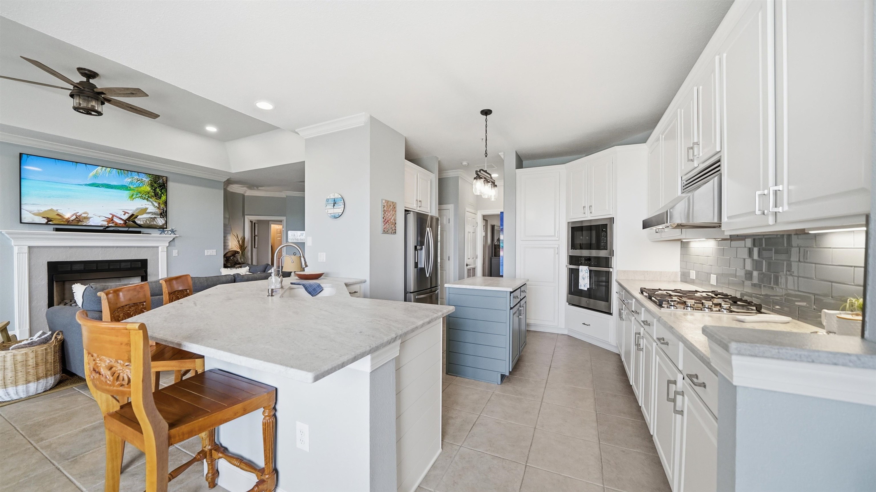 Image 18 of 63 For 415 Ocean Grande Dr N 302