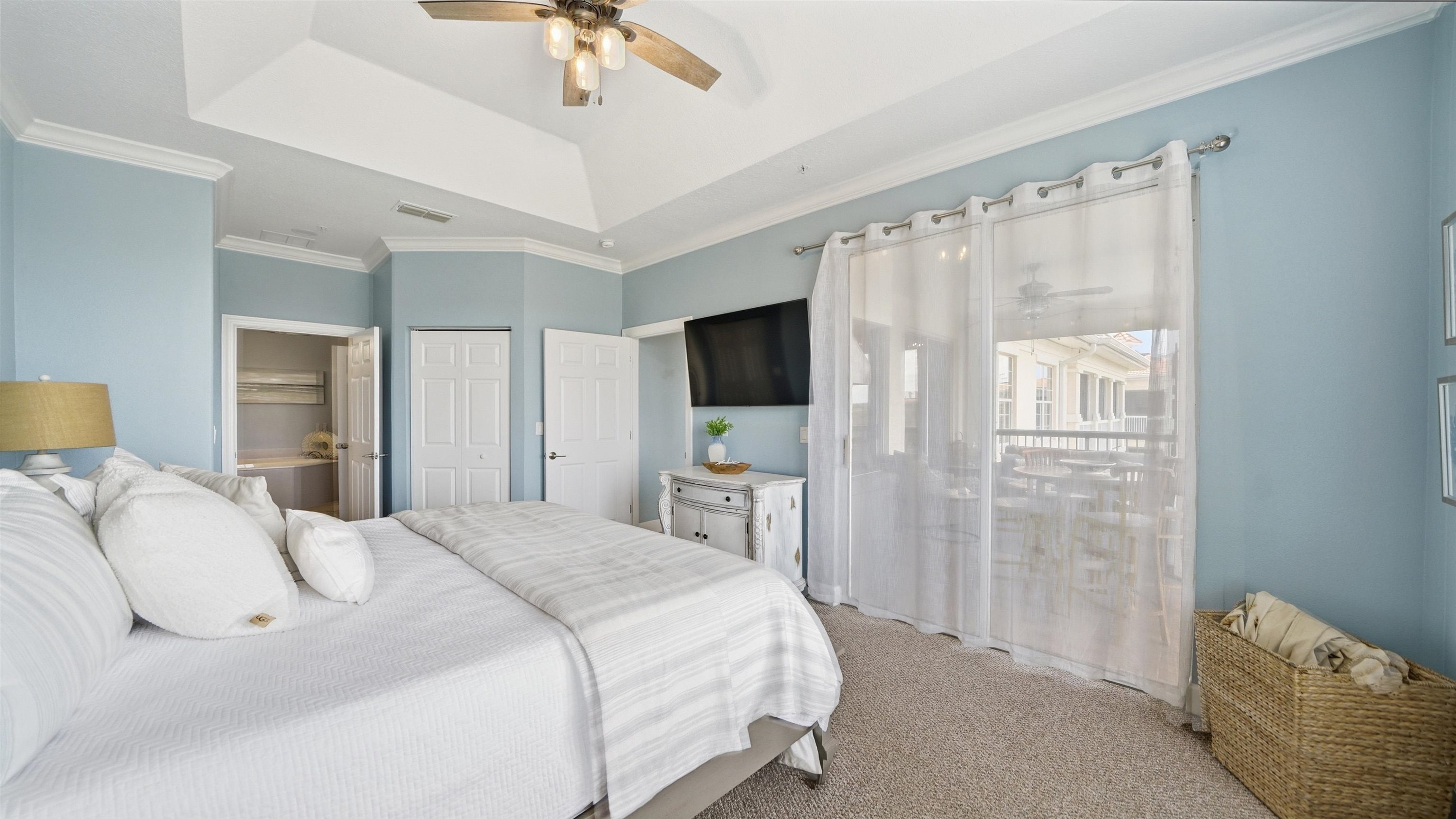 Image 28 of 63 For 415 Ocean Grande Dr N 302