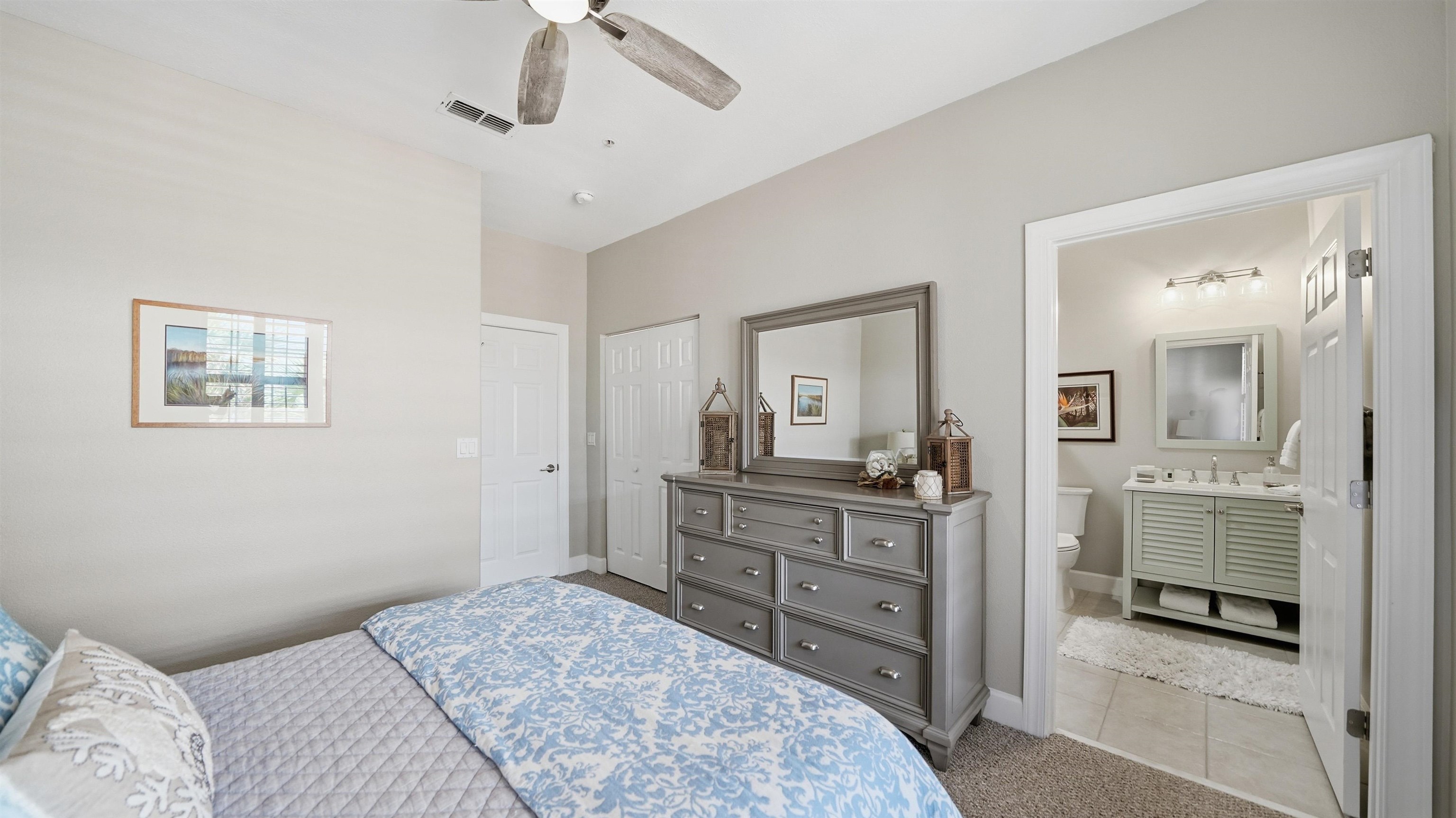 Image 42 of 63 For 415 Ocean Grande Dr N 302