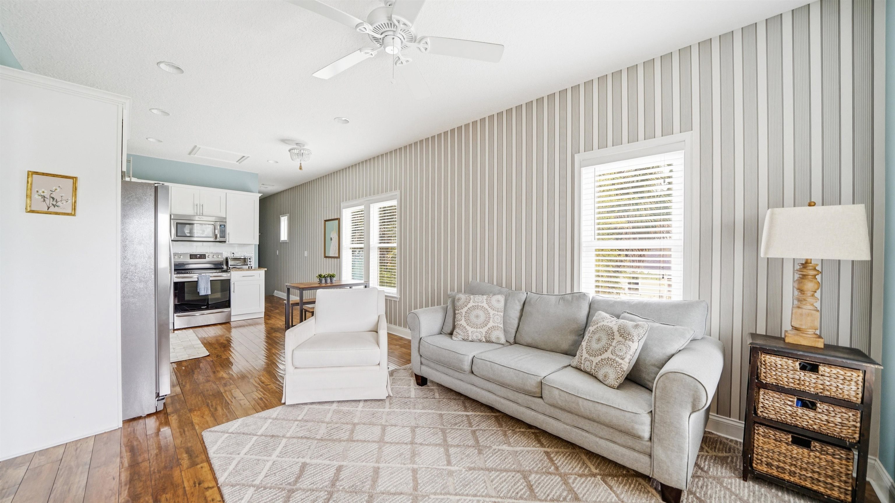 Image 14 of 94 For 251 Riberia St