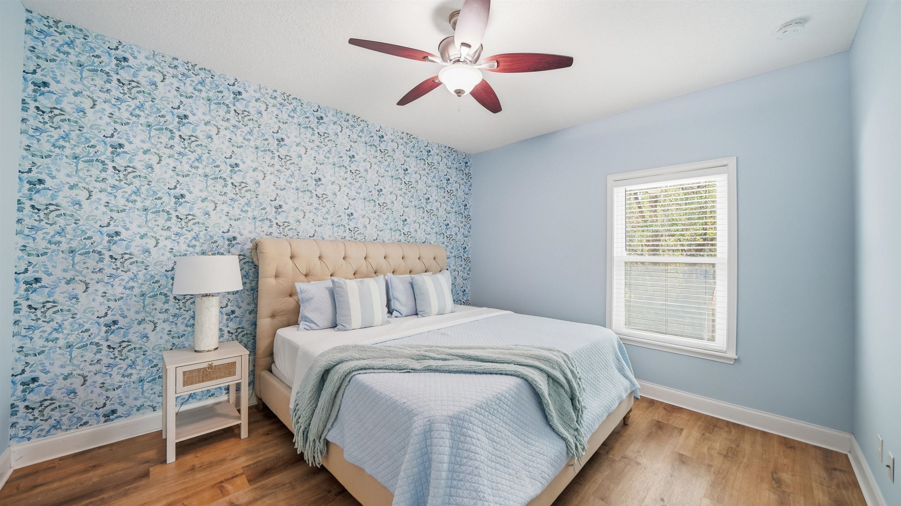 Image 16 of 94 For 251 Riberia St