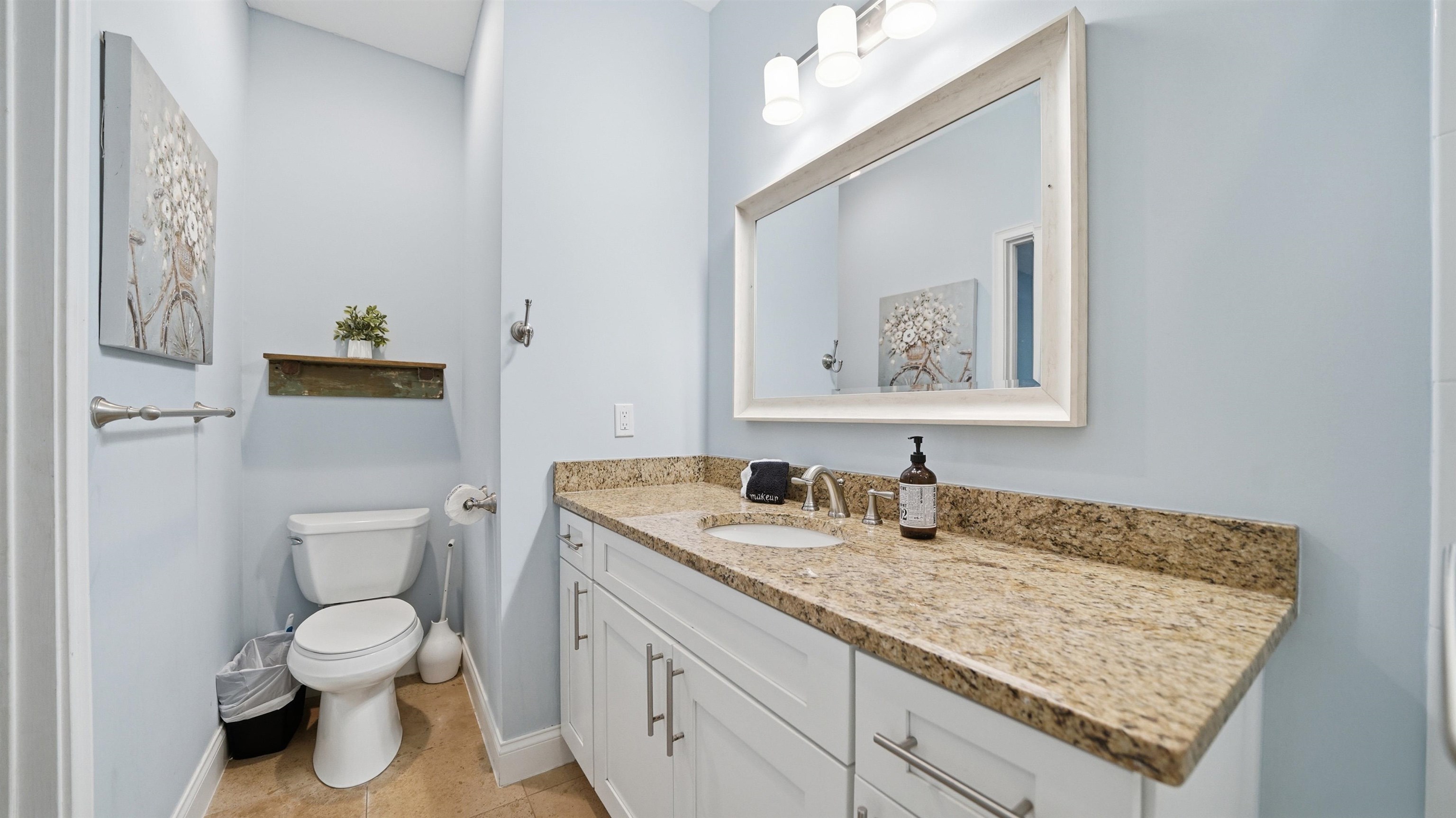 Image 20 of 94 For 251 Riberia St