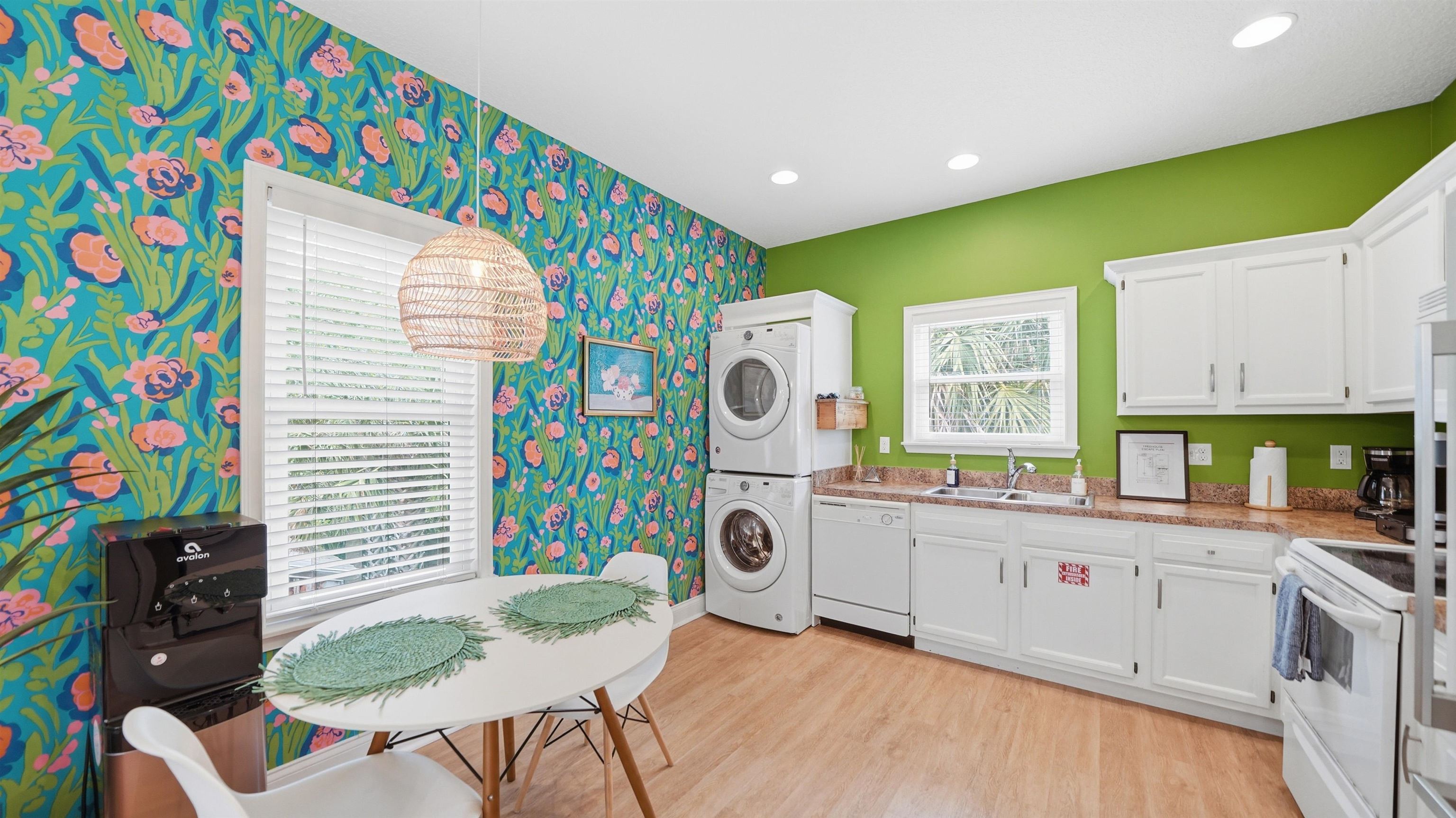 Image 43 of 94 For 251 Riberia St
