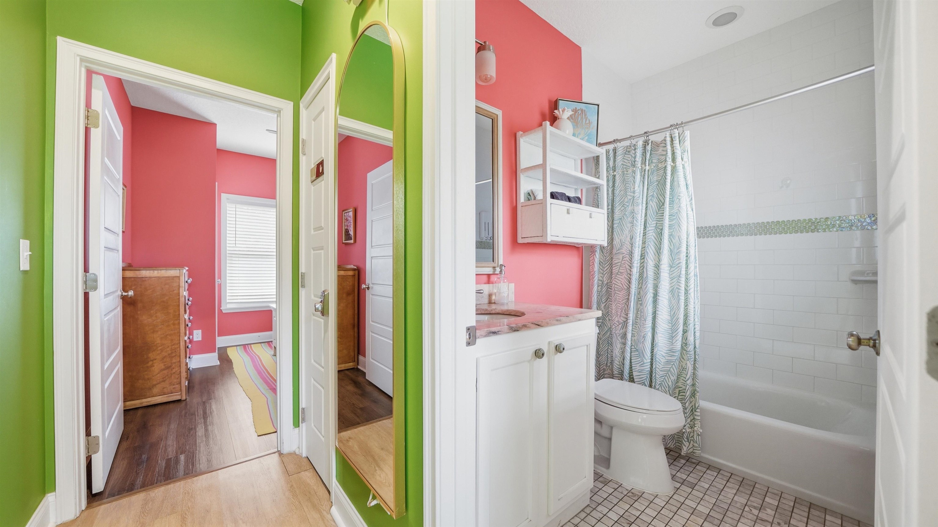 Image 46 of 94 For 251 Riberia St