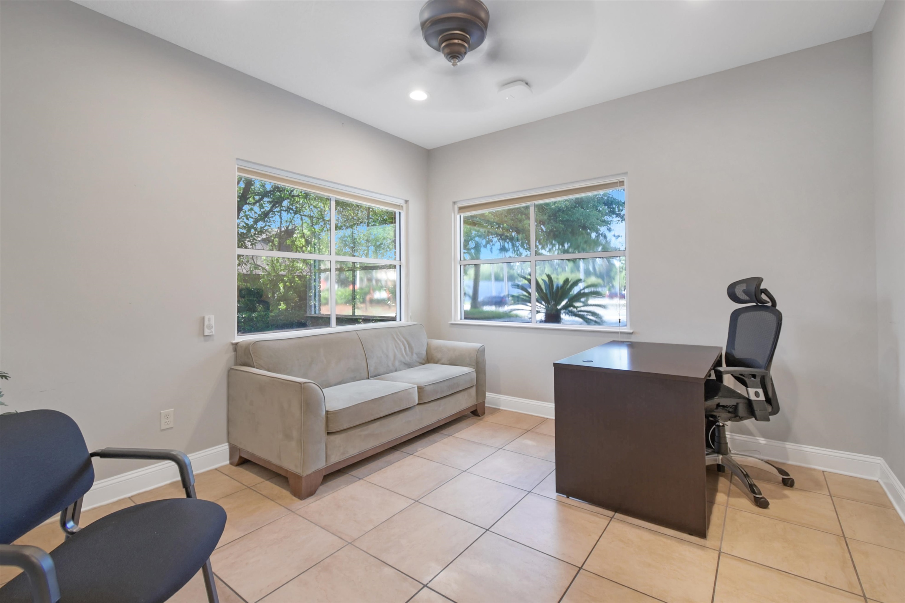 Image 20 of 25 For 1555 Kingsley Ave  101-2