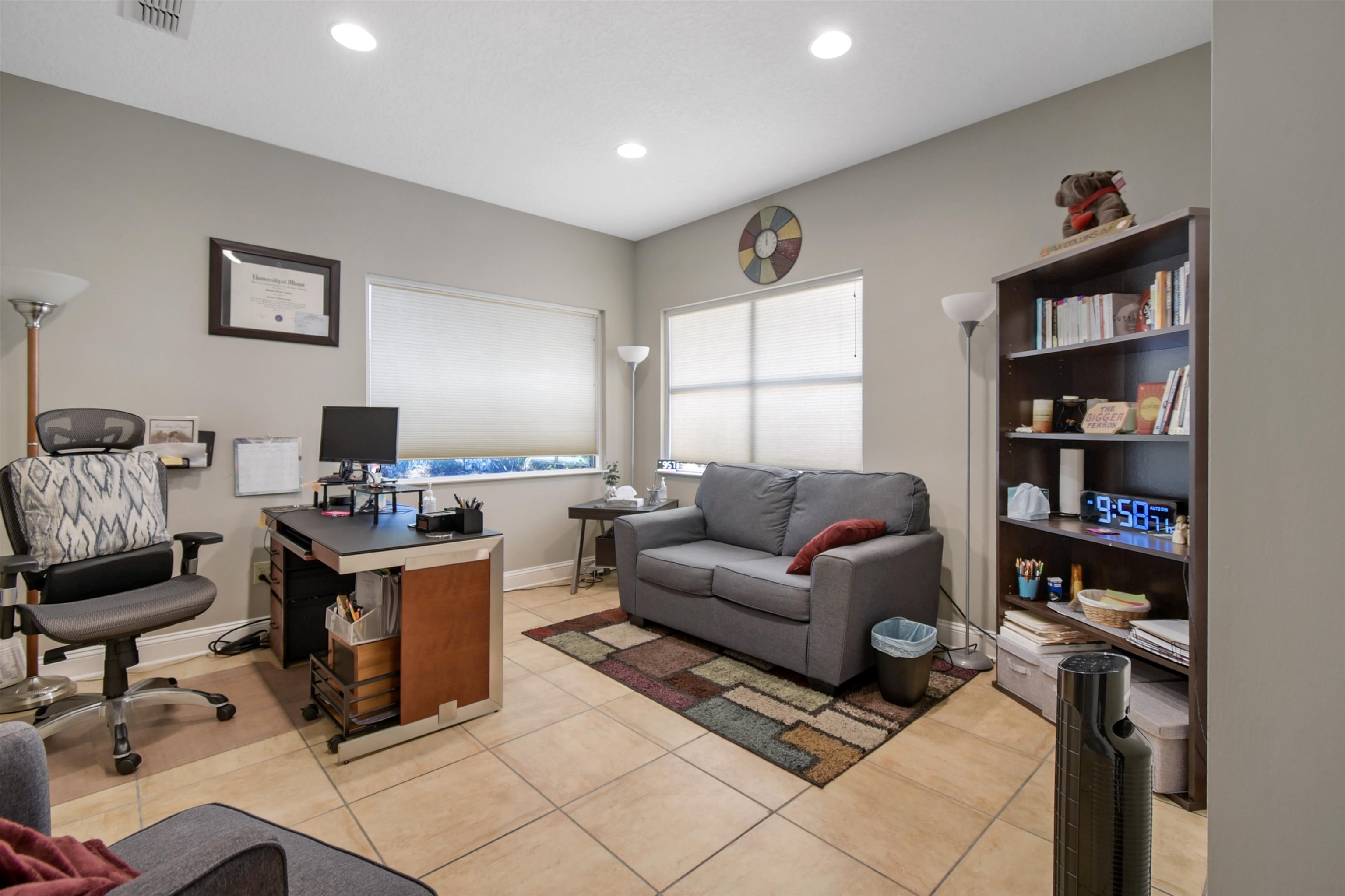 Image 9 of 25 For 1555 Kingsley Ave  101-2