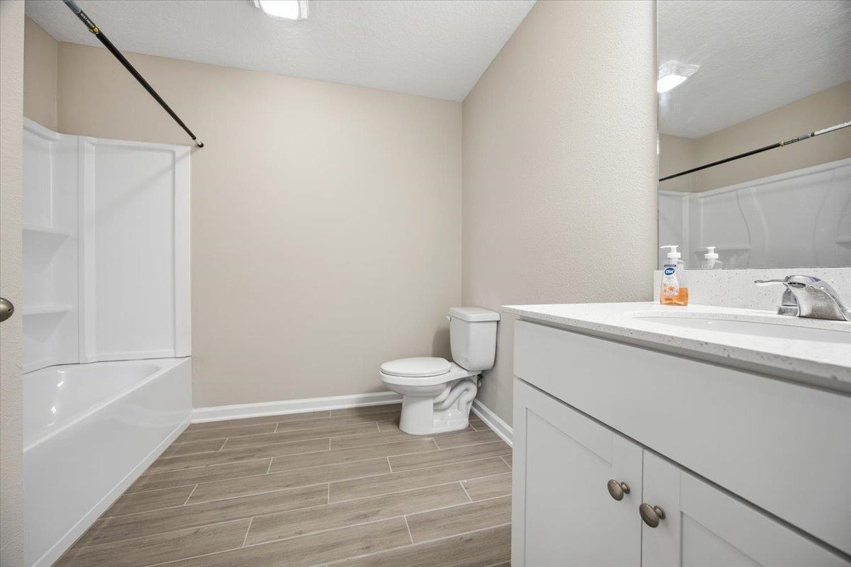 Image 16 of 27 For 68 Posadas Ln