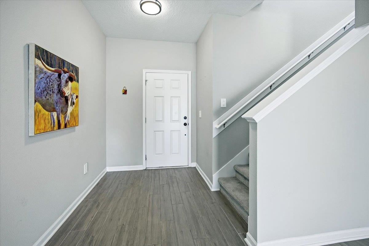 Image 3 of 27 For 68 Posadas Ln
