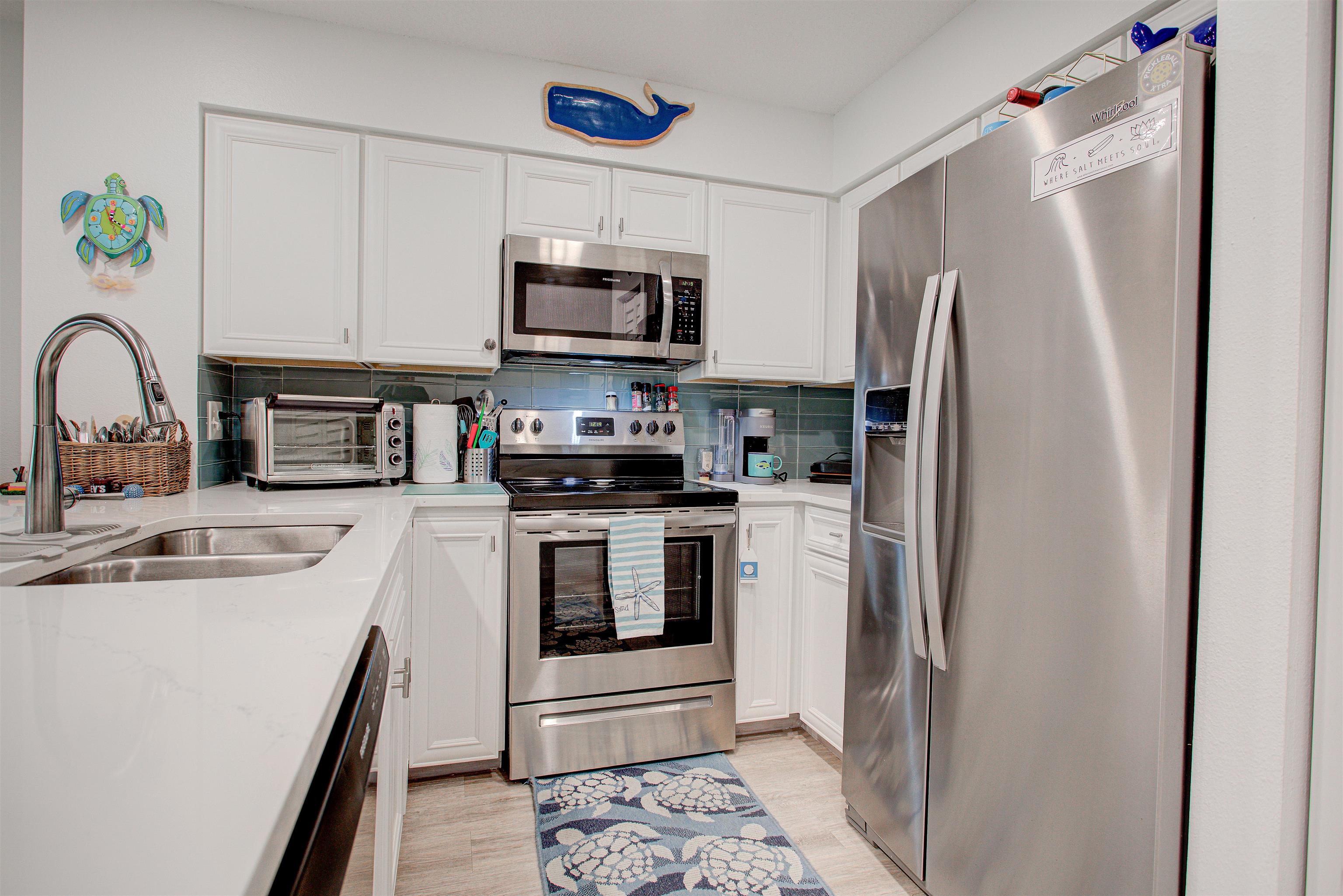 Image 10 of 54 For 69 Village Las Palmas Cir
