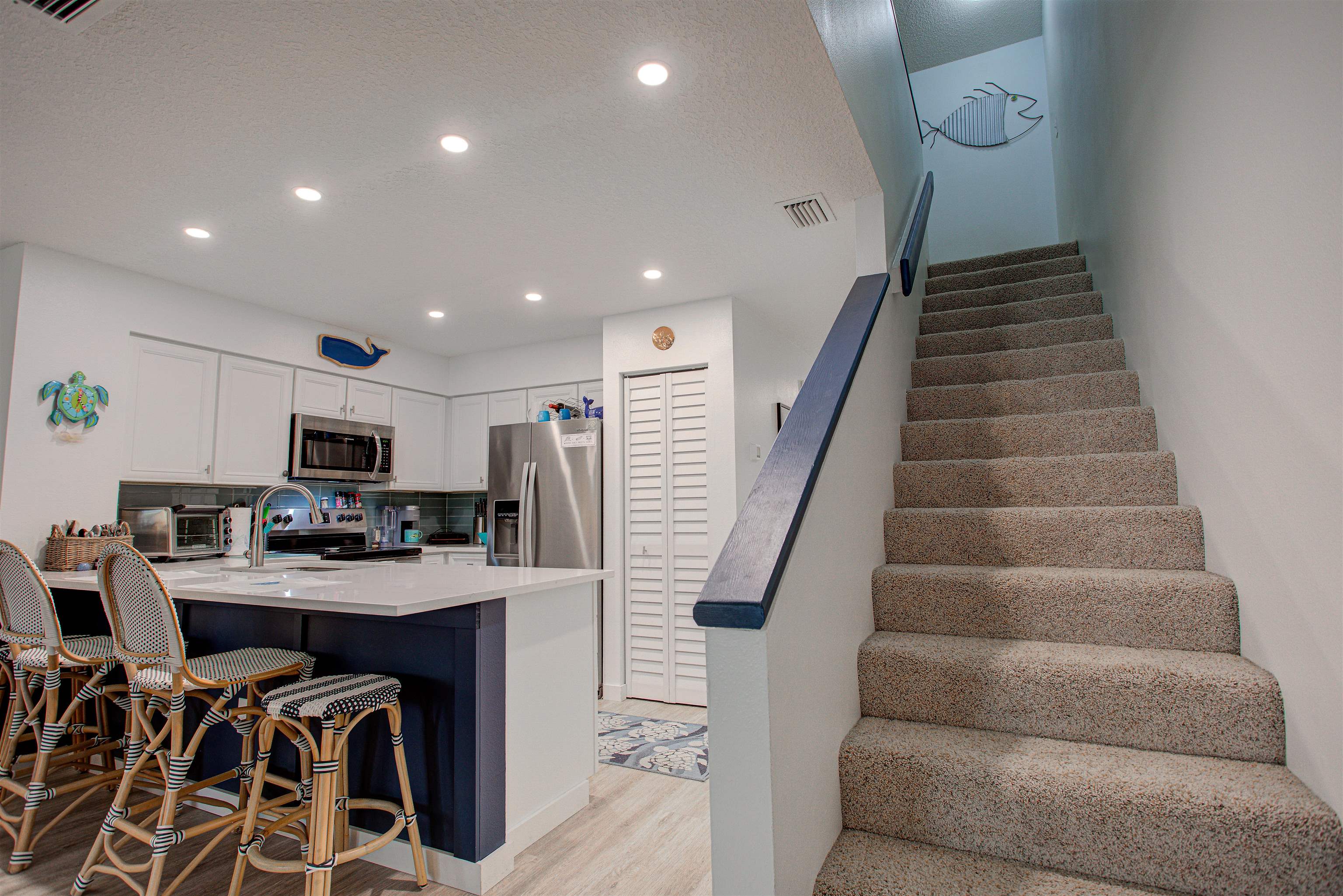 Image 23 of 54 For 69 Village Las Palmas Cir