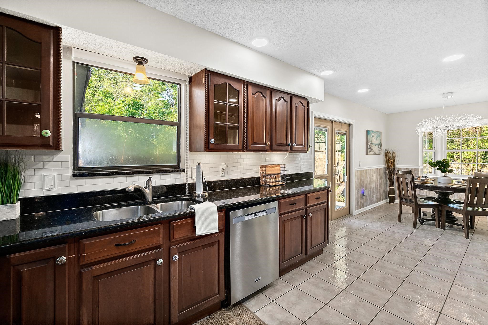 Image 12 of 46 For 5351 Gathering Oaks Ct