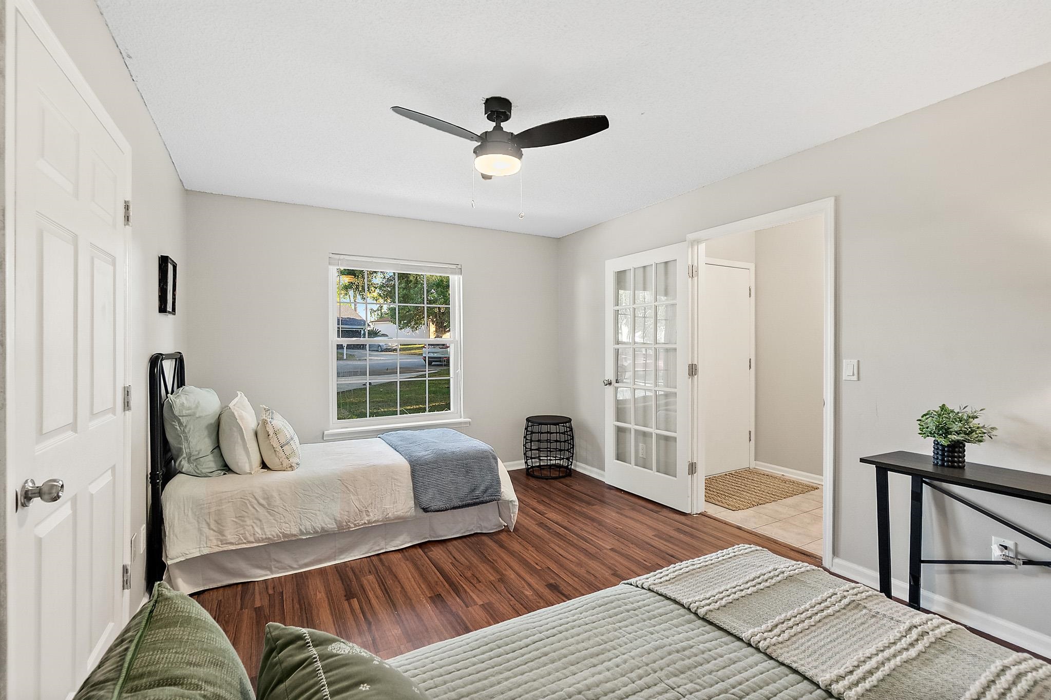 Image 32 of 46 For 5351 Gathering Oaks Ct