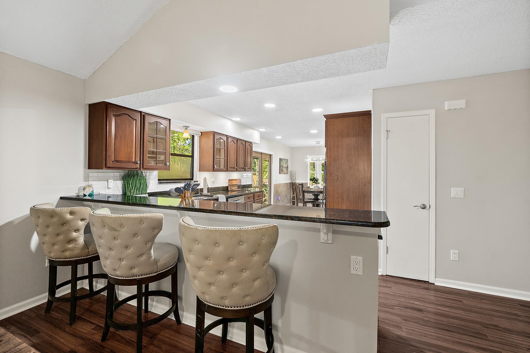 Image 9 of 46 For 5351 Gathering Oaks Ct
