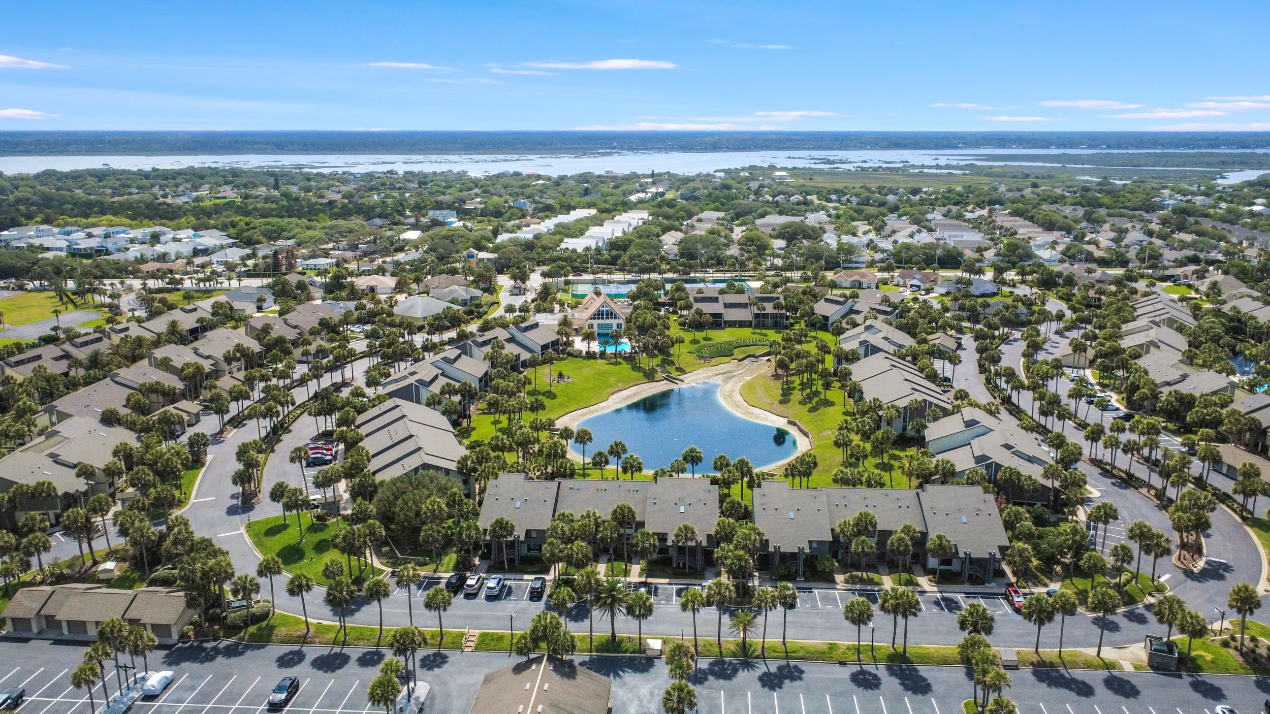 Image 34 of 42 For 107 Village Del Lago Cir