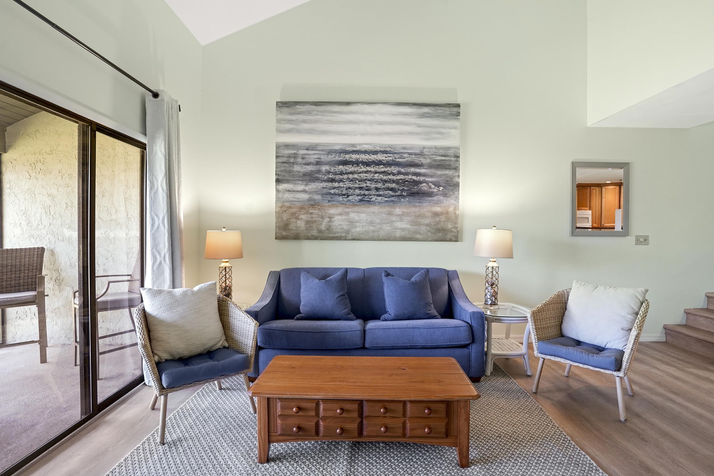 Image 6 of 42 For 107 Village Del Lago Cir