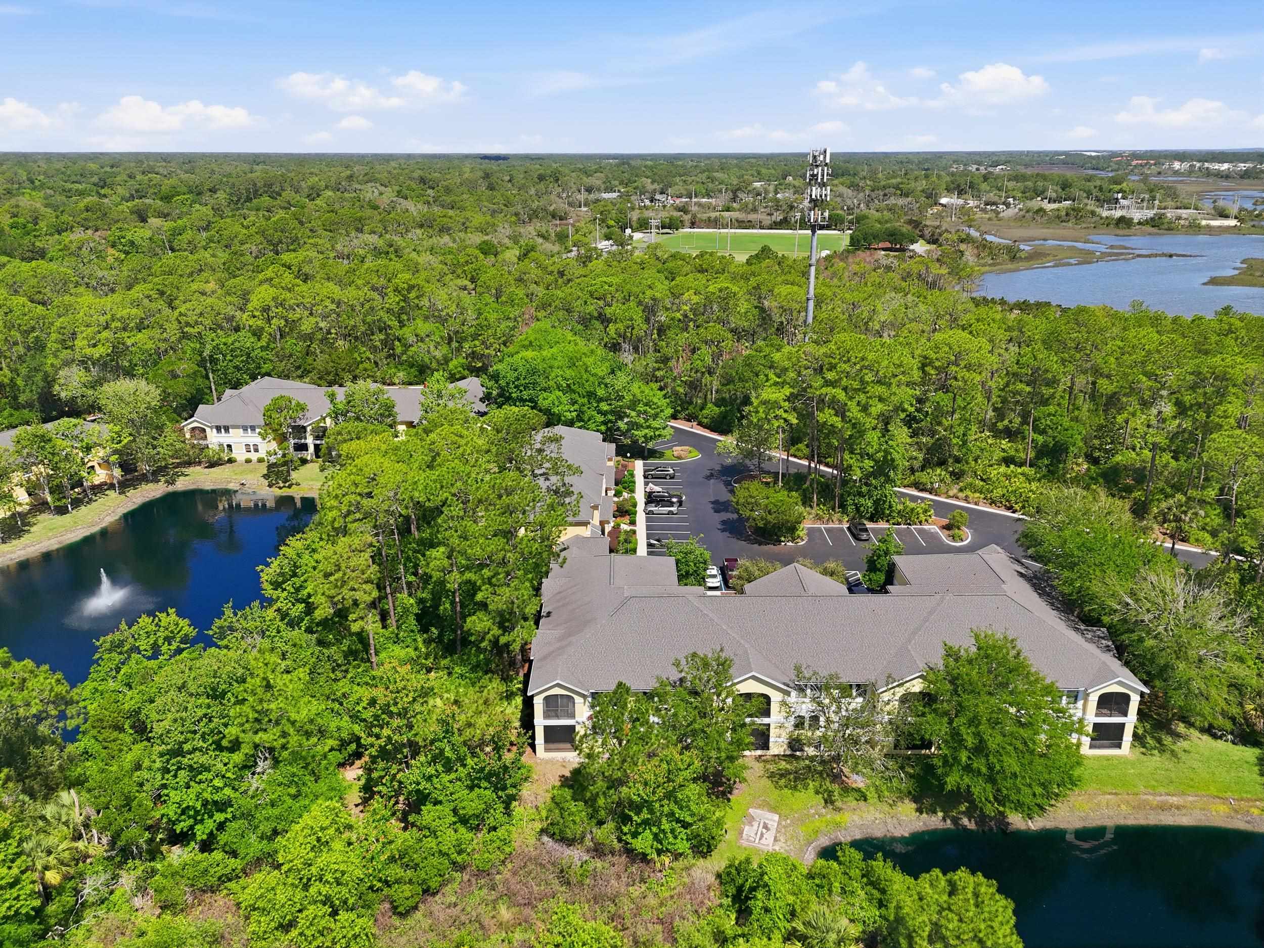 Image 41 of 93 For 1529 Vista Cove Rd
