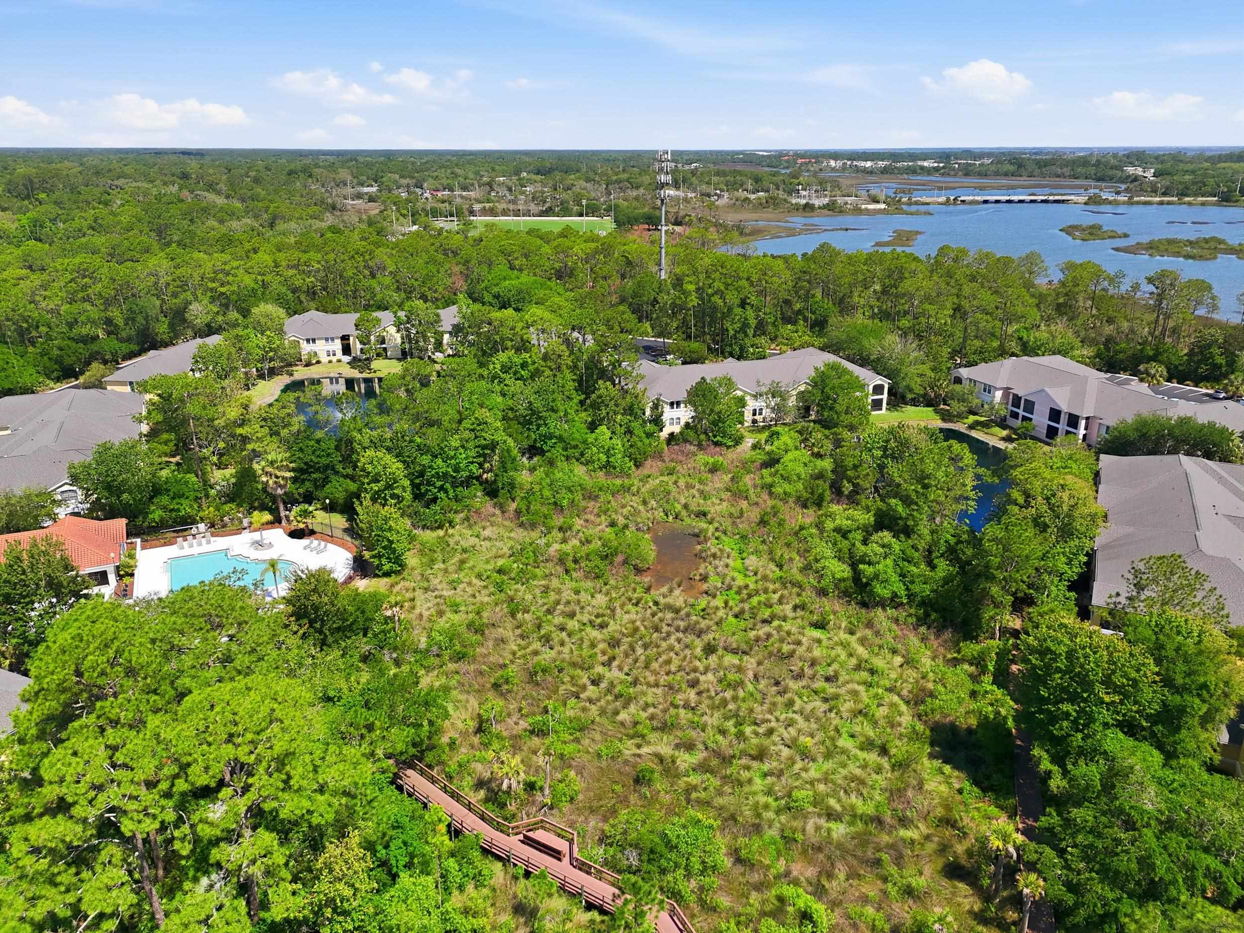 Image 42 of 93 For 1529 Vista Cove Rd