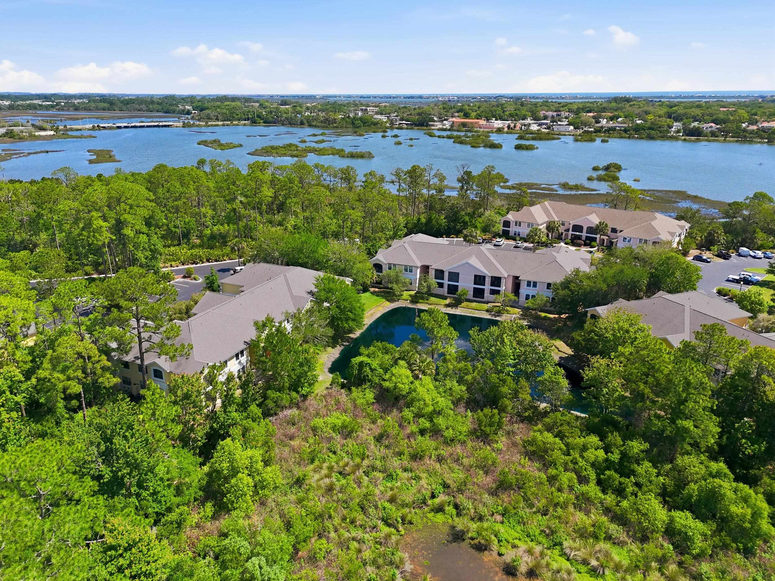 Image 43 of 93 For 1529 Vista Cove Rd