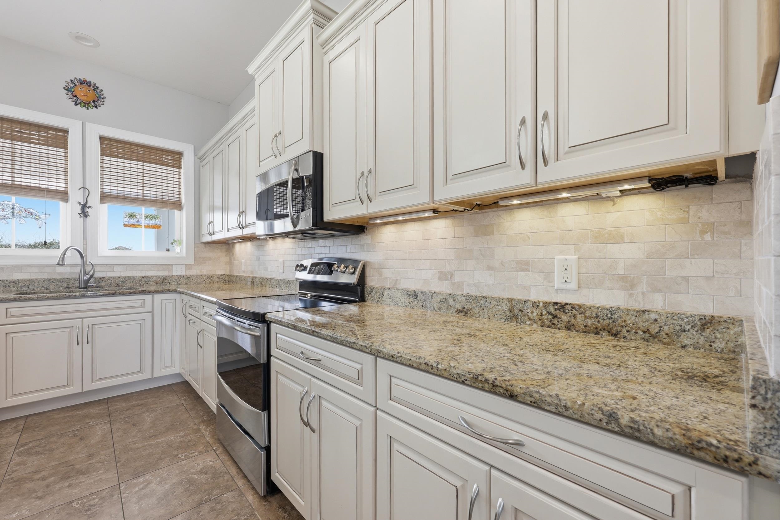 Image 15 of 60 For 213 Hidden Dune Ct