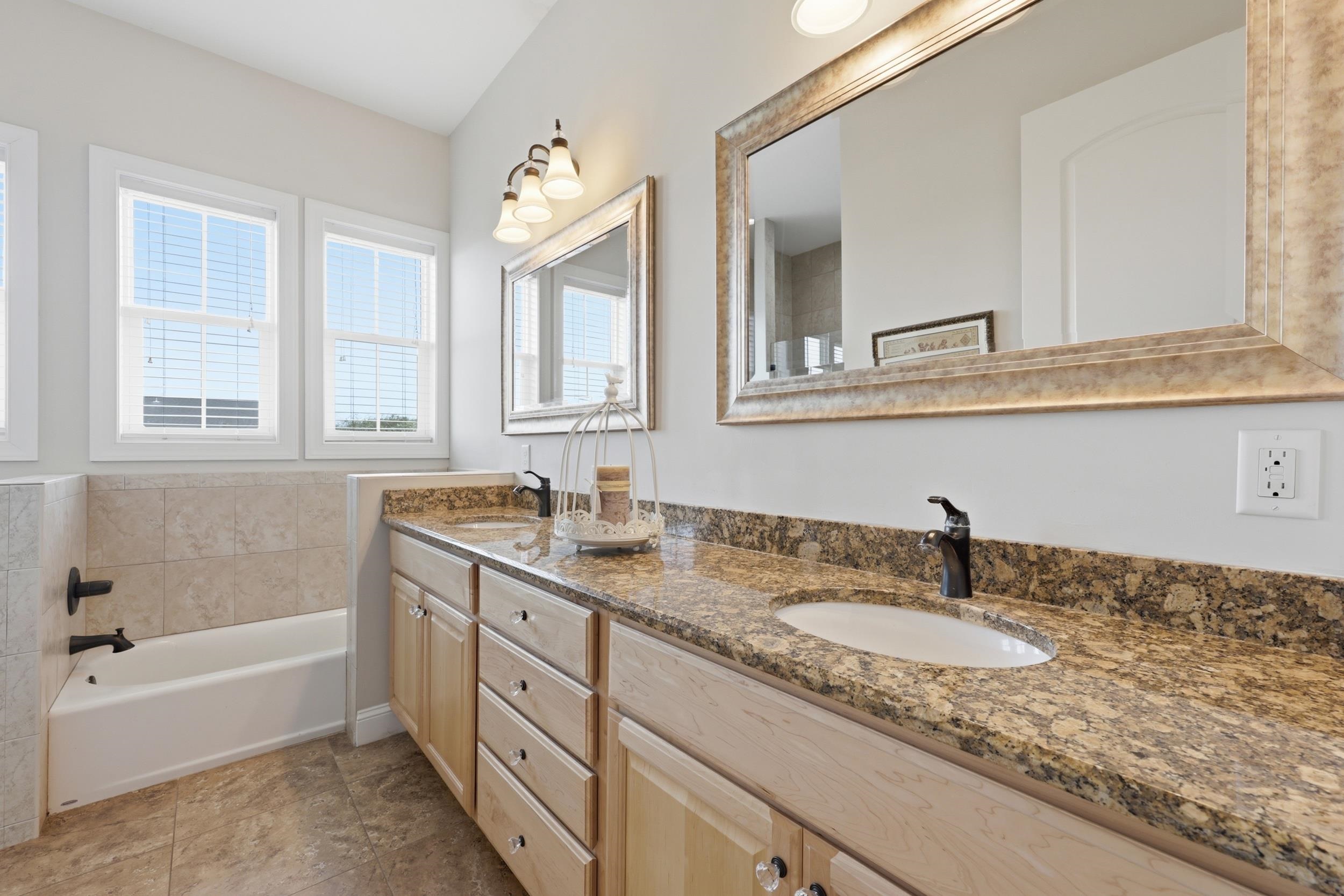 Image 24 of 60 For 213 Hidden Dune Ct
