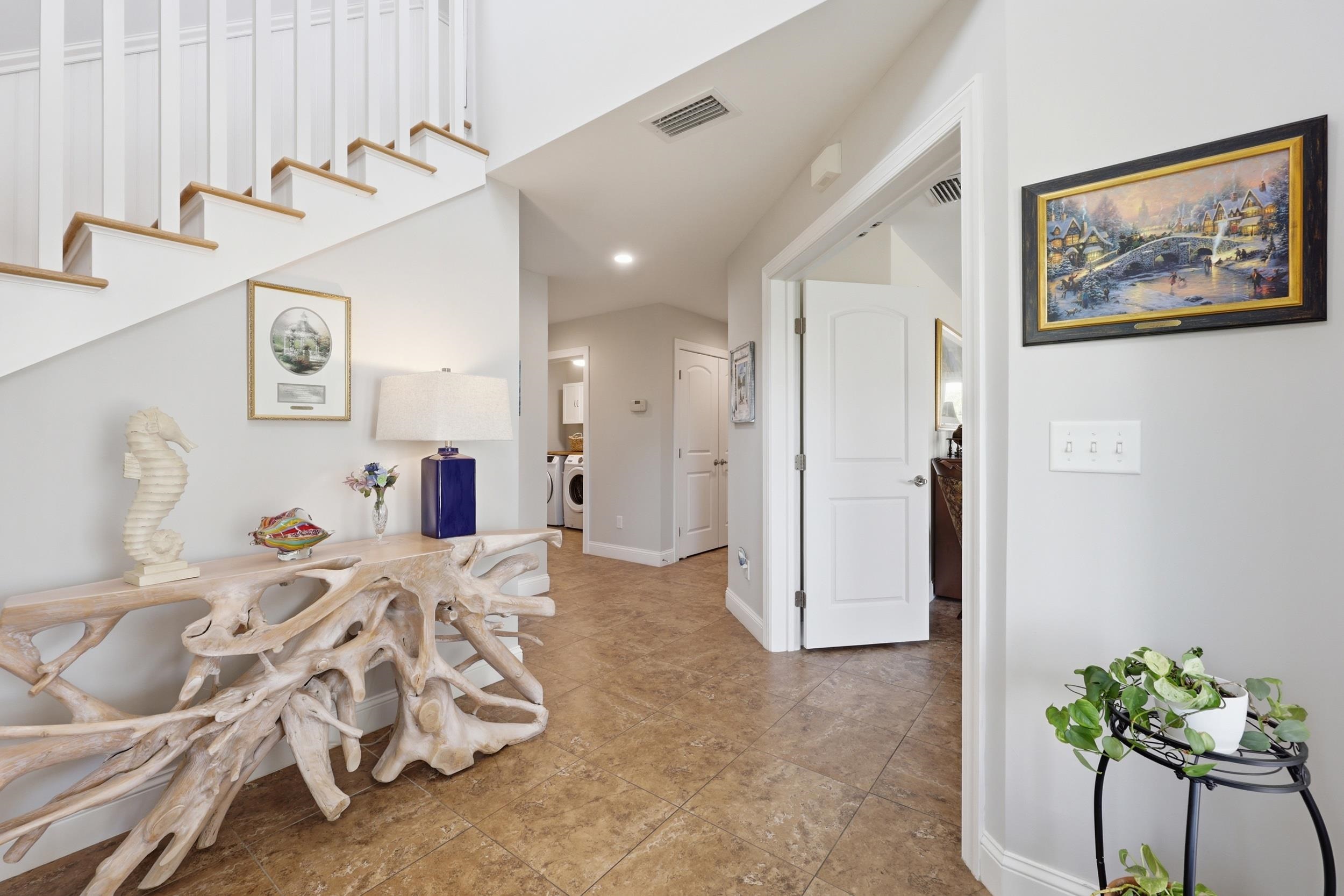 Image 8 of 60 For 213 Hidden Dune Ct
