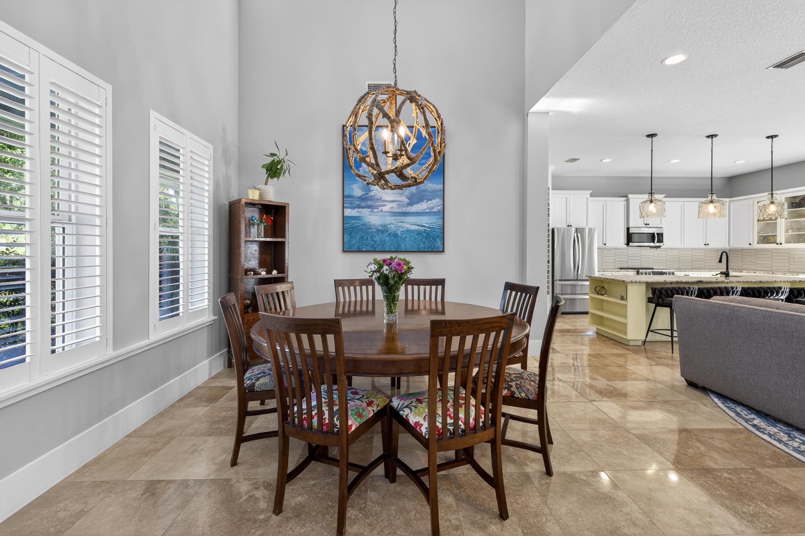 Image 10 of 77 For 3532 Carolwood Ln