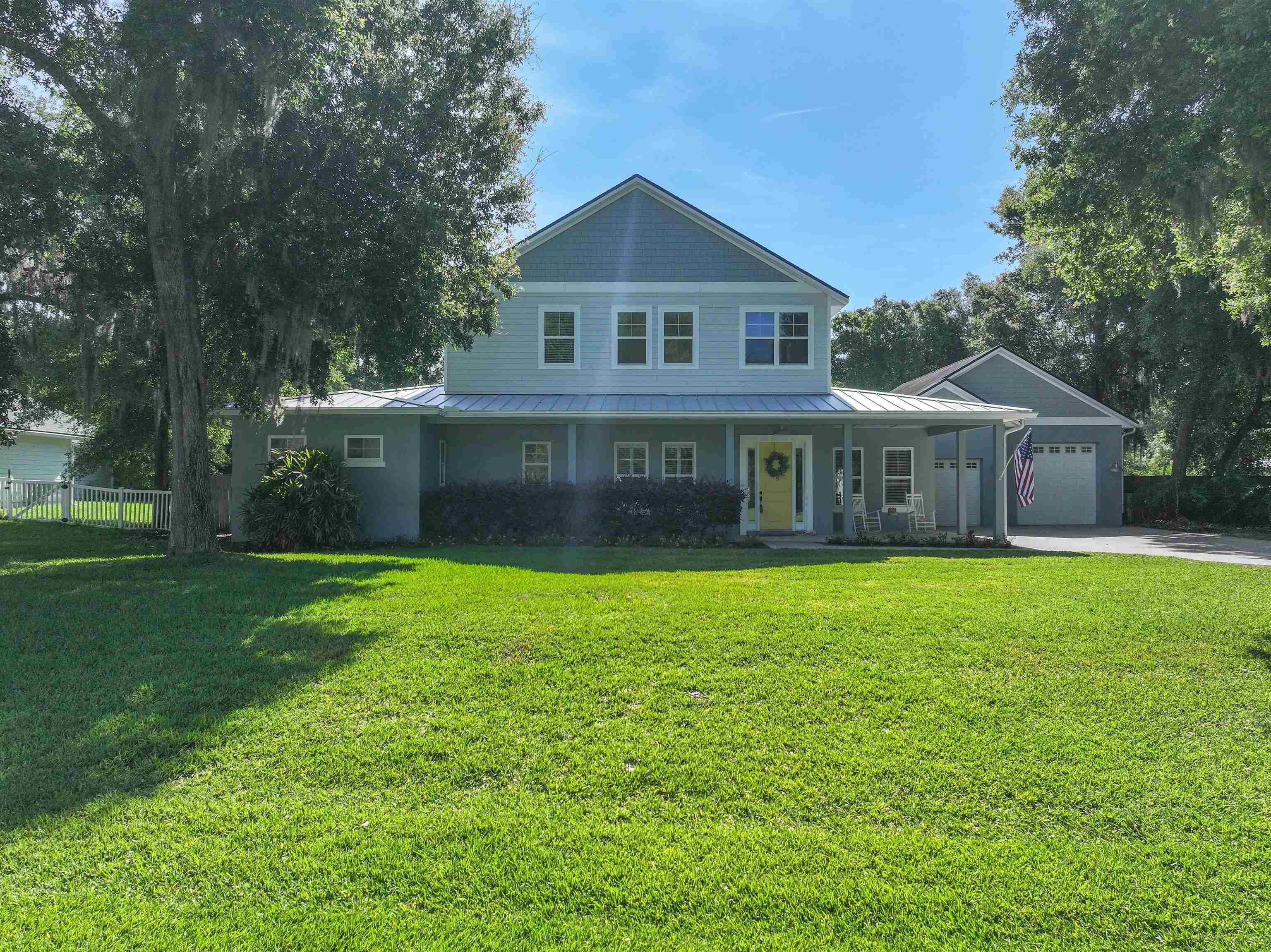 Image 2 of 77 For 3532 Carolwood Ln