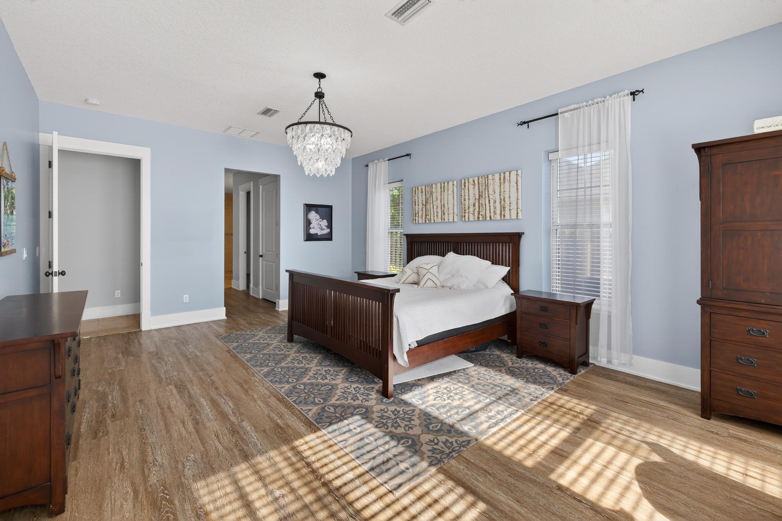 Image 37 of 77 For 3532 Carolwood Ln