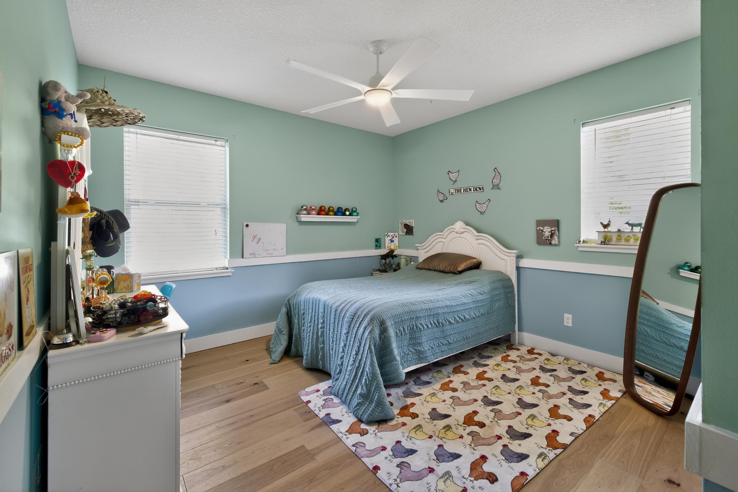 Image 53 of 77 For 3532 Carolwood Ln