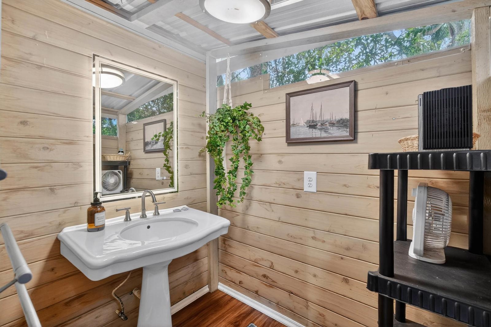 Image 57 of 91 For 1551 Masters Drive