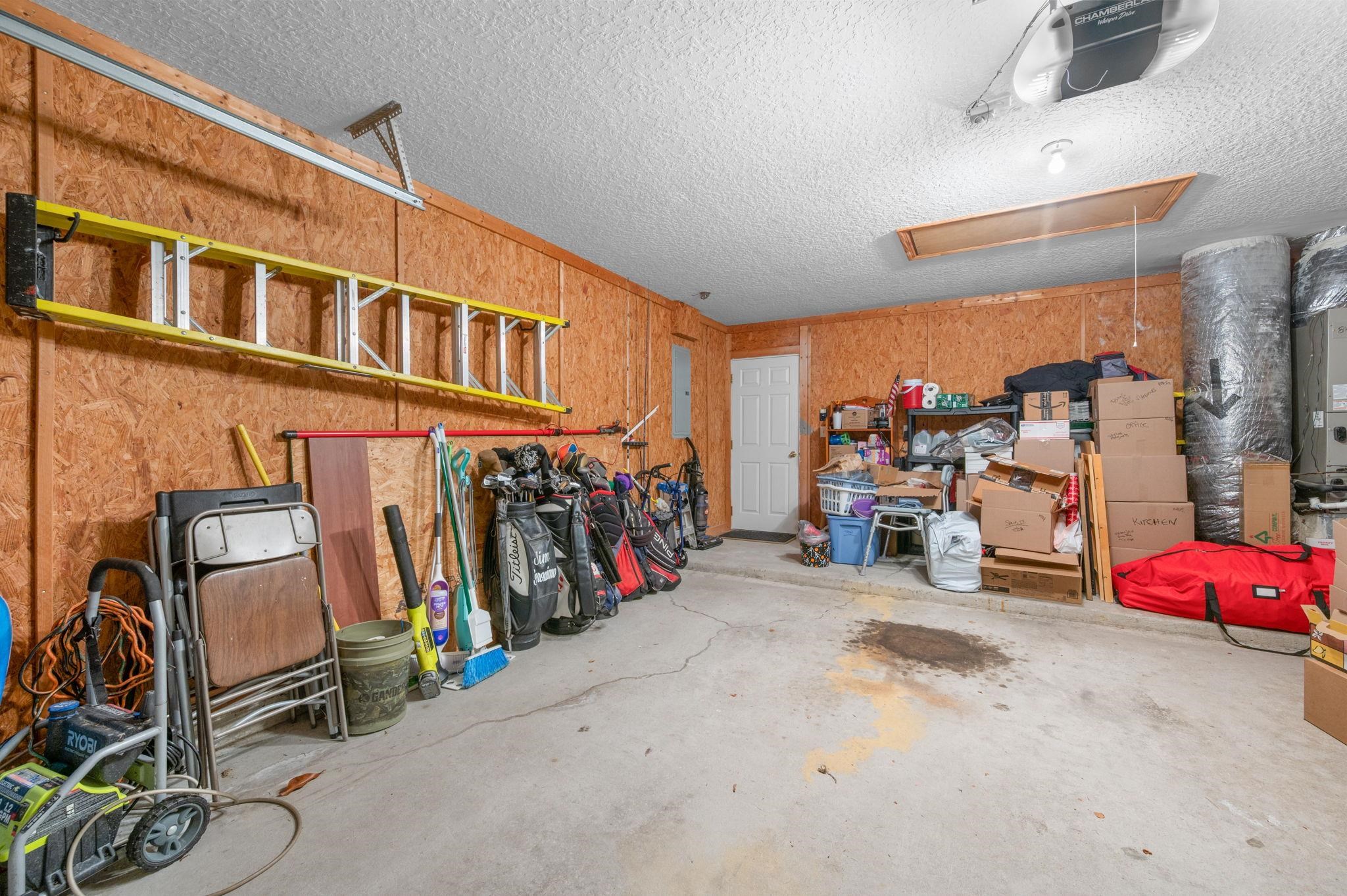 Image 34 of 55 For 1599 Timber Trace Dr