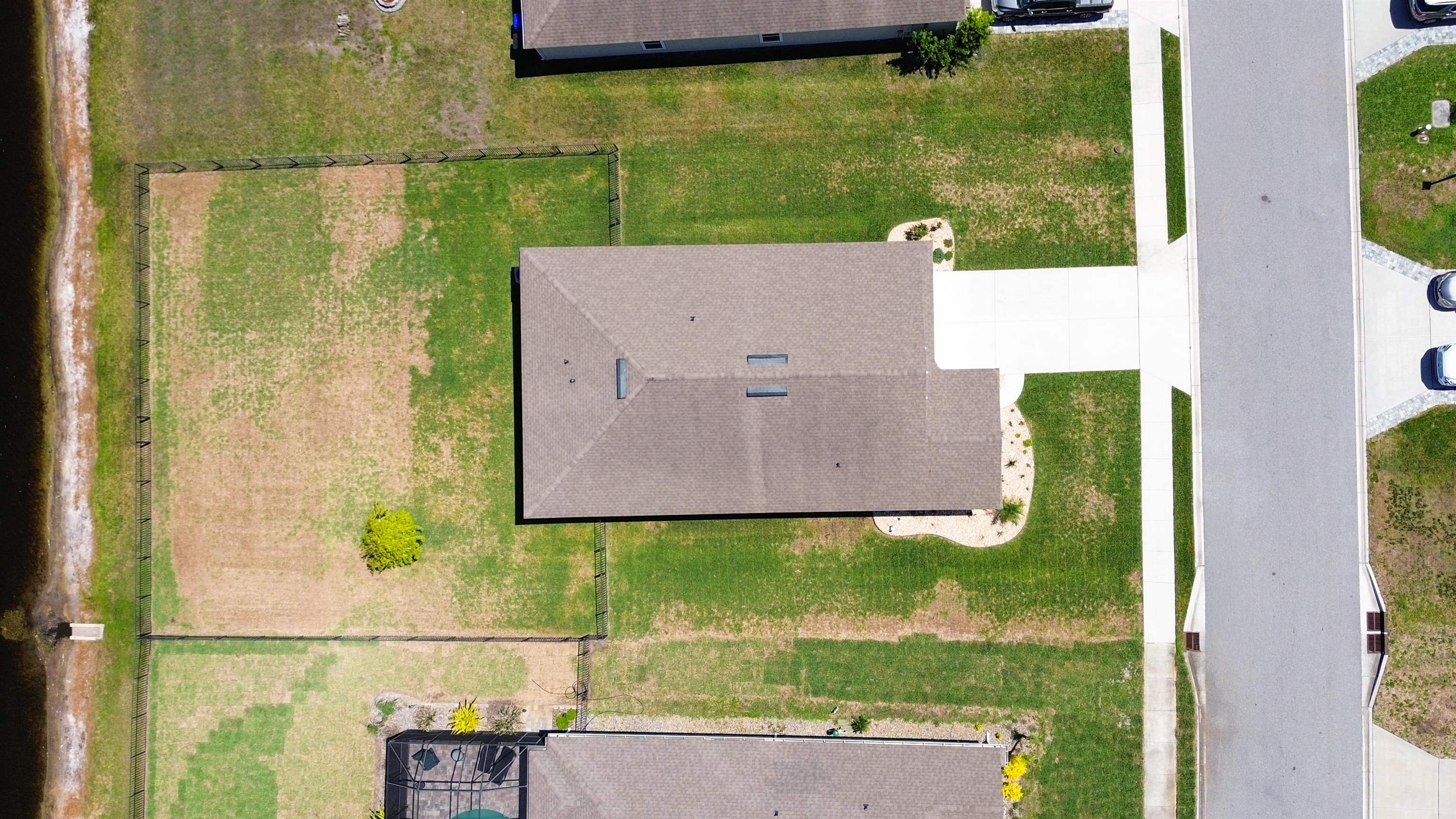 Image 40 of 50 For 279 Hamilton Springs Rd S